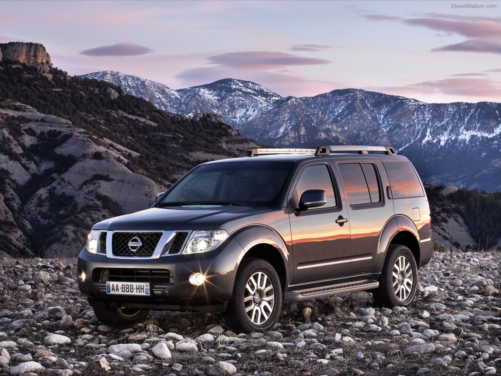 1600x1200 Nissan Pathfinder and Navara 2011 Exotic Car Wallpaper of 62 : Diesel Station