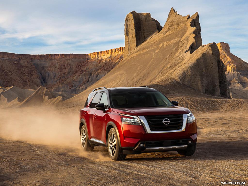 1024x768 Nissan Pathfinder Three Quarter. Wallpaper IPadx768