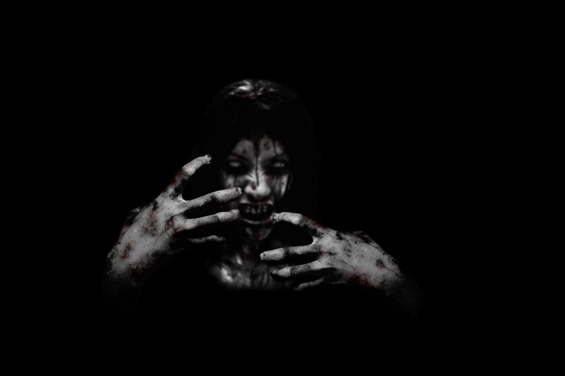 1920x1280 Dark Horror Wallpaper