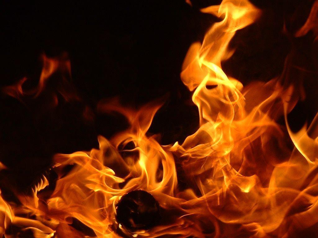 1024x768 Flame Wallpaper