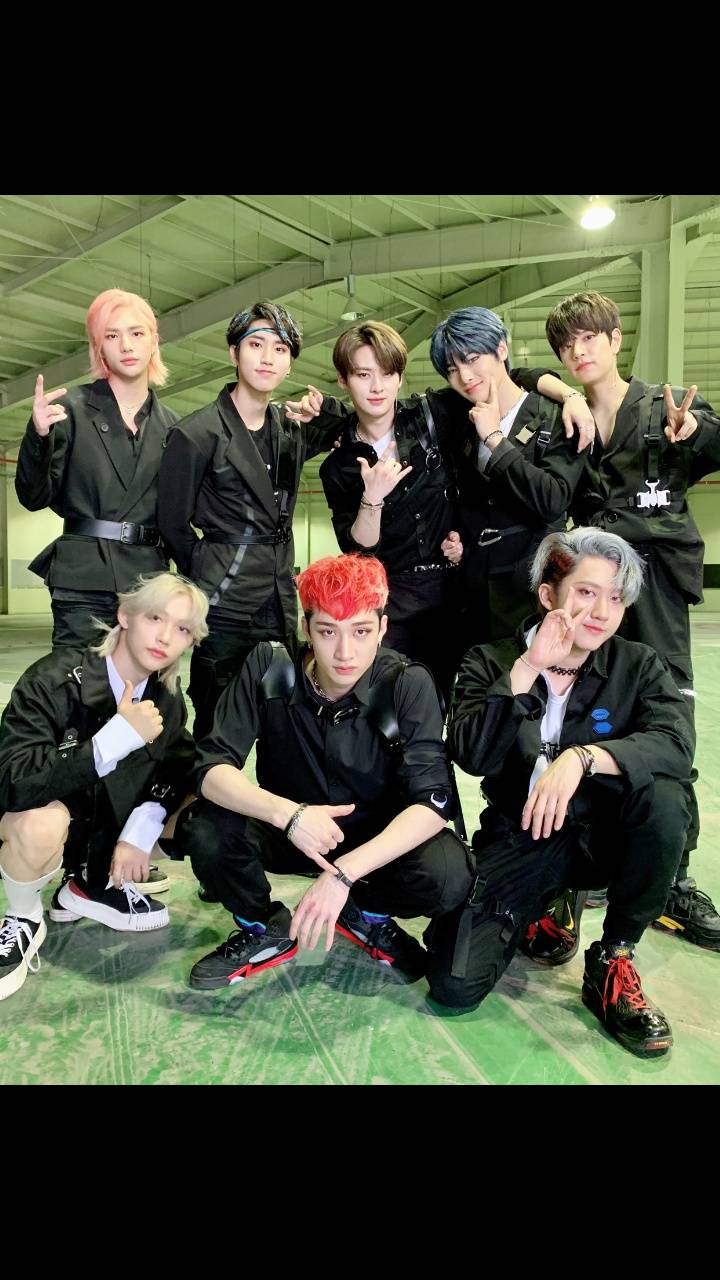720x1280 Stray Kids wallpaper