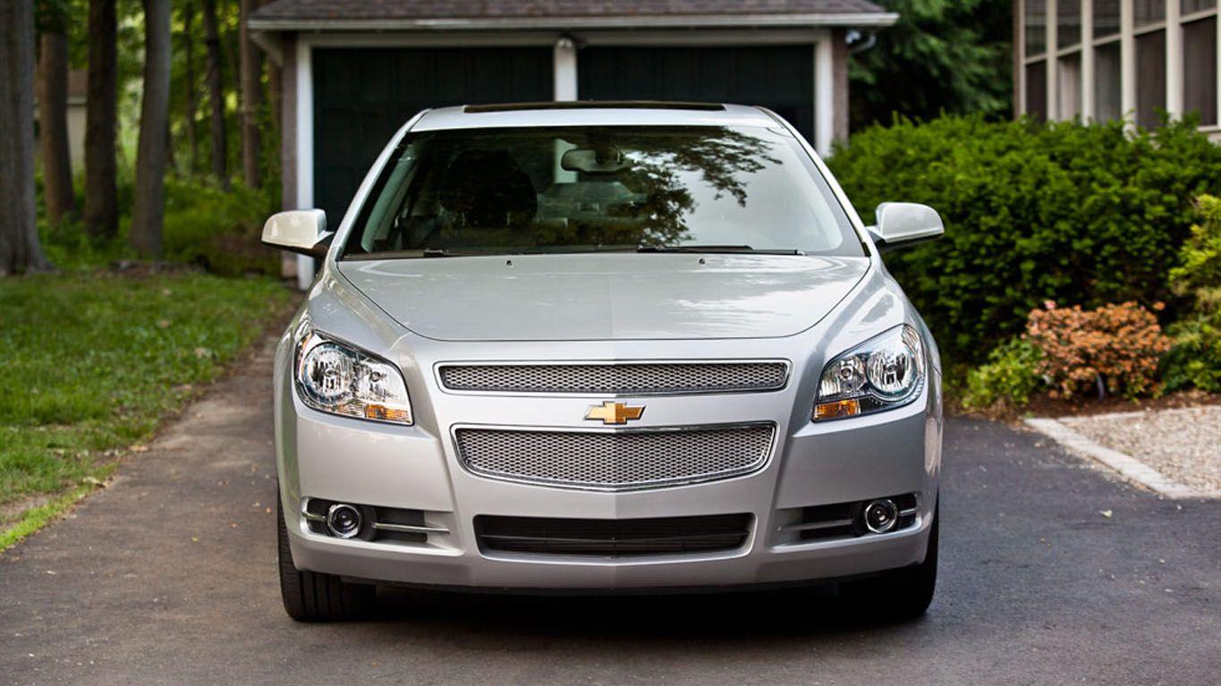 1365x767 Chevy Malibu Wallpaper