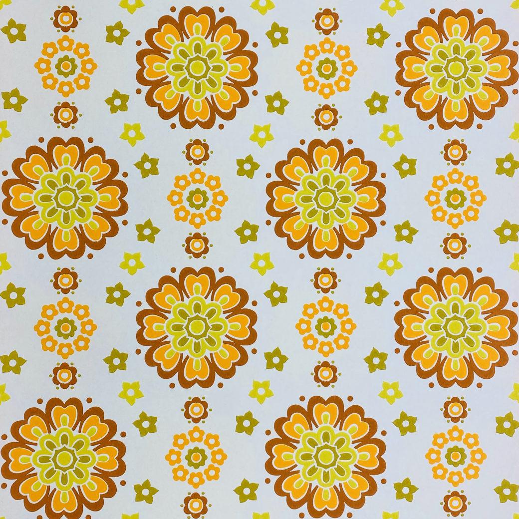 1040x1040 Vintage Wallpaper Shops Funky Retro Floral Wallpaper