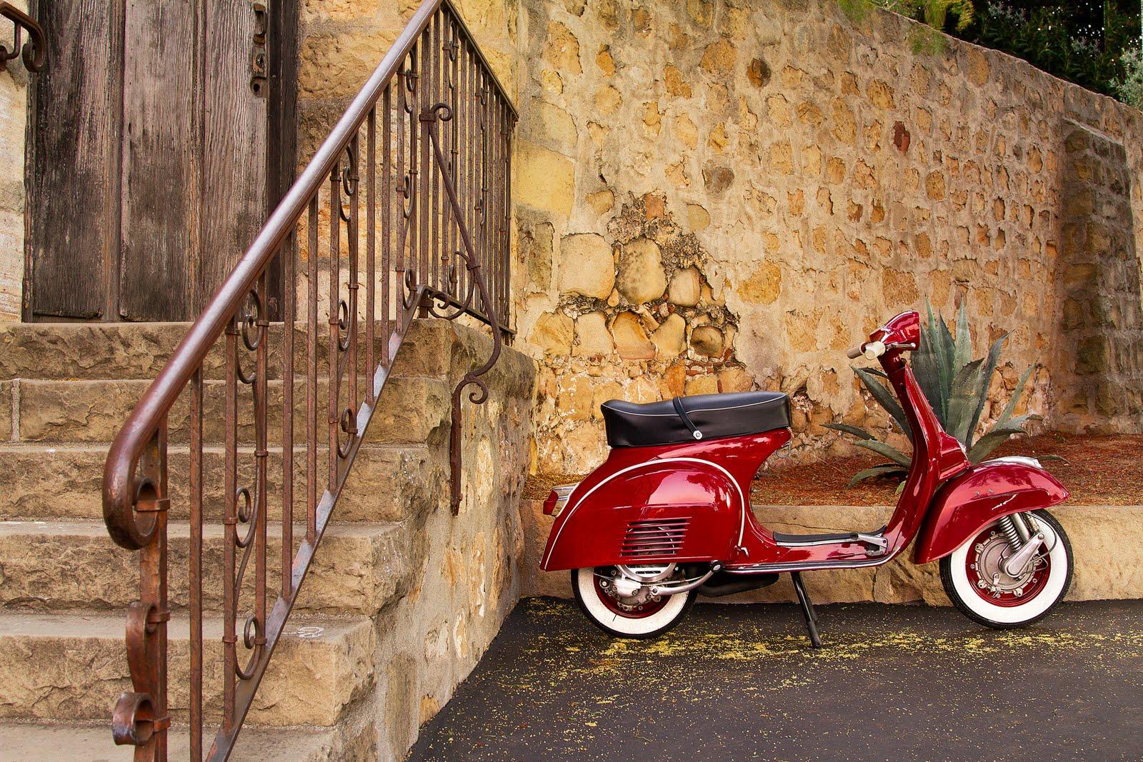 1600x1067 Vintage Vespa Picture Photo