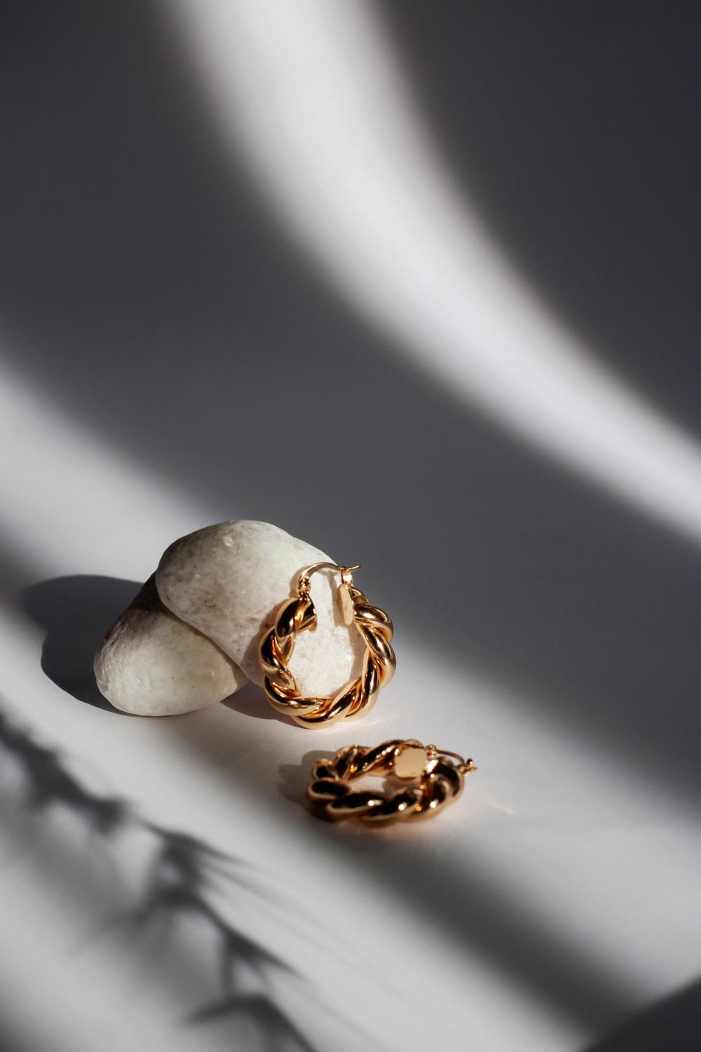 1000x1500 Gold Jewelry Picture. Download Free Image