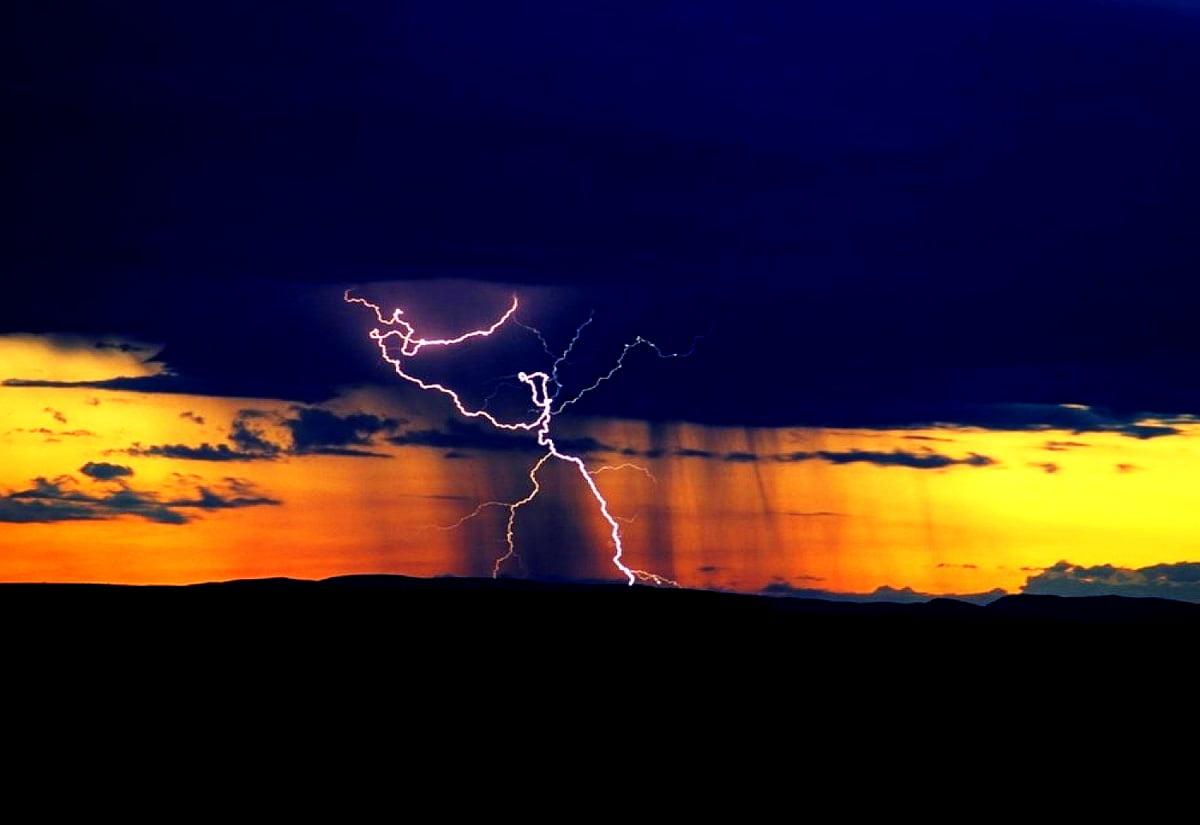 1200x825 Lightning background HD. Download Free wallpaper