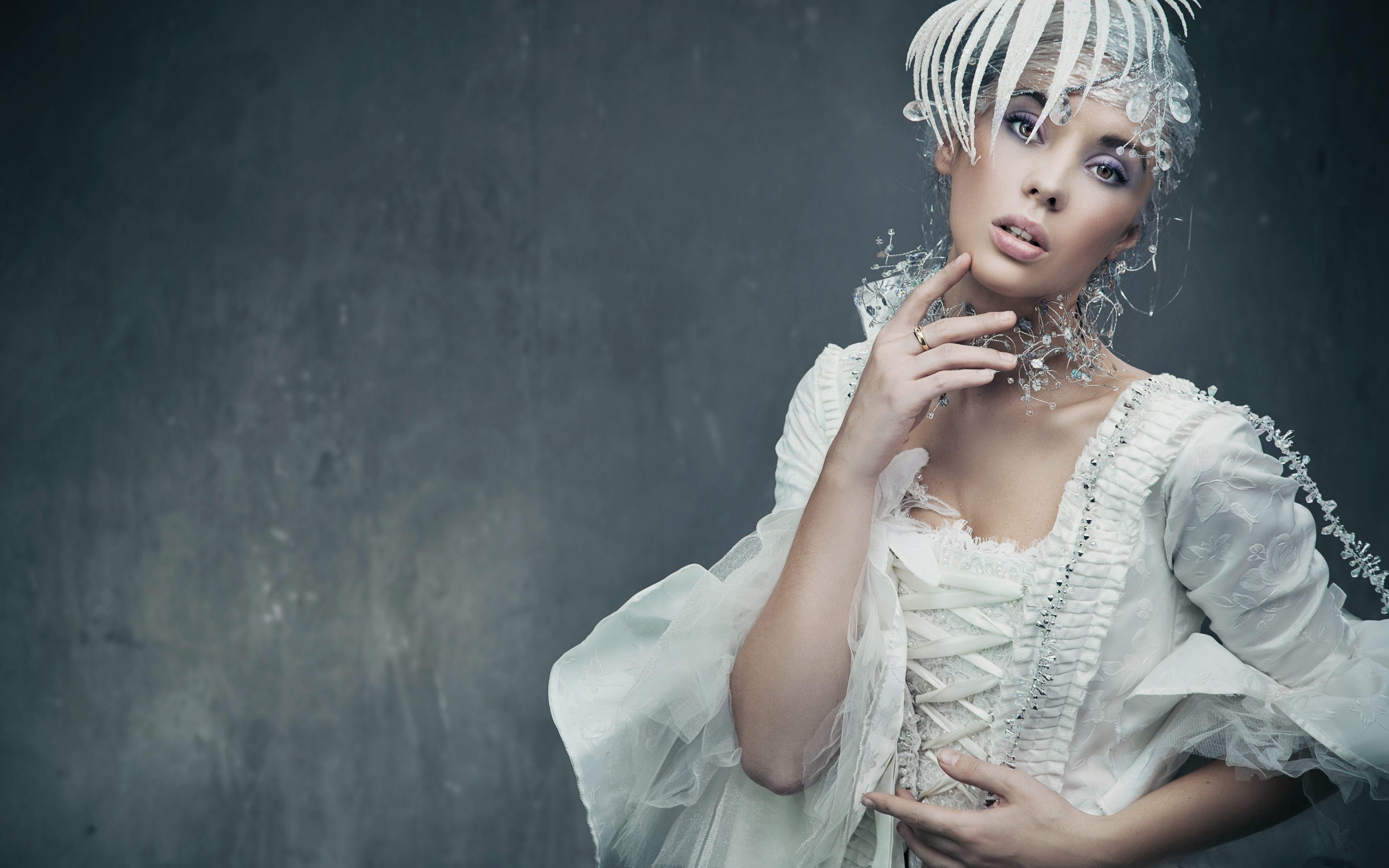 3840x2400 Free Desktop Fashion Wallpaper High Resolution. Fashion wallpaper, Fashion background, Vogue wallpaper