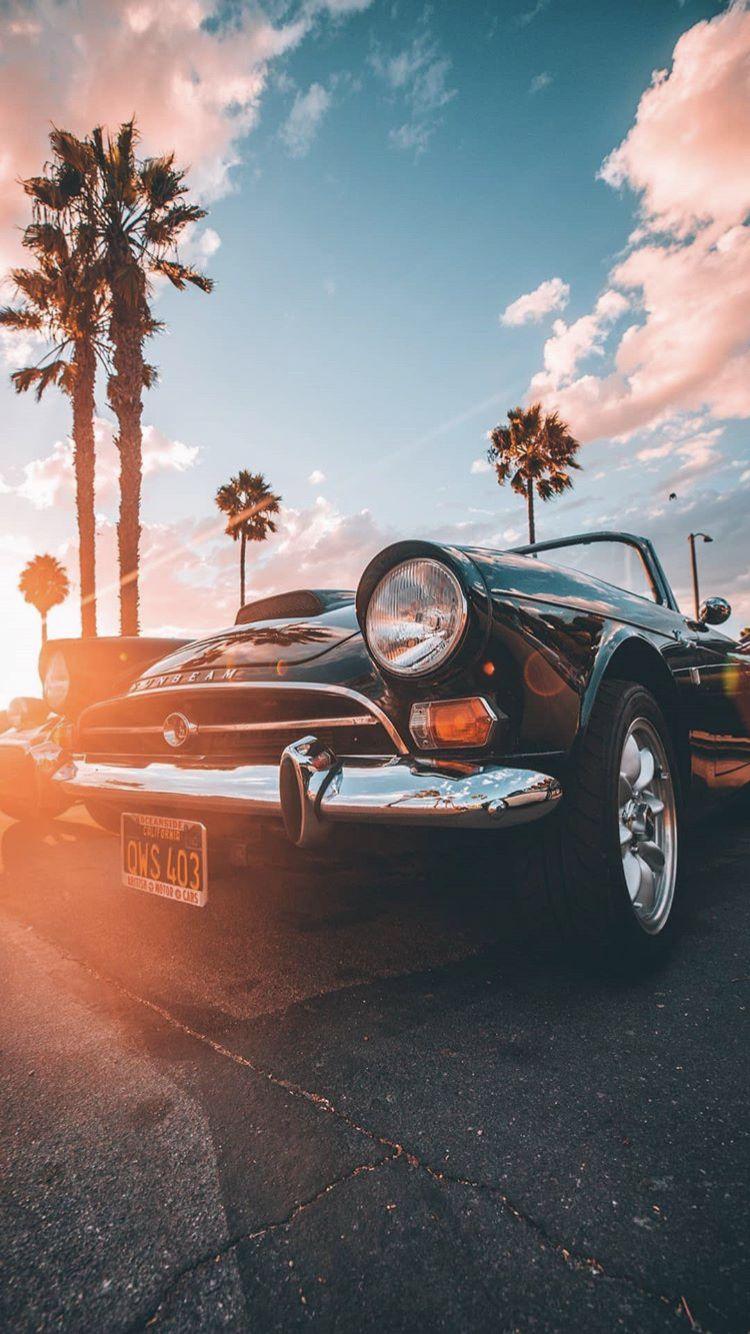 750x1334 Classic Car Wallpaper