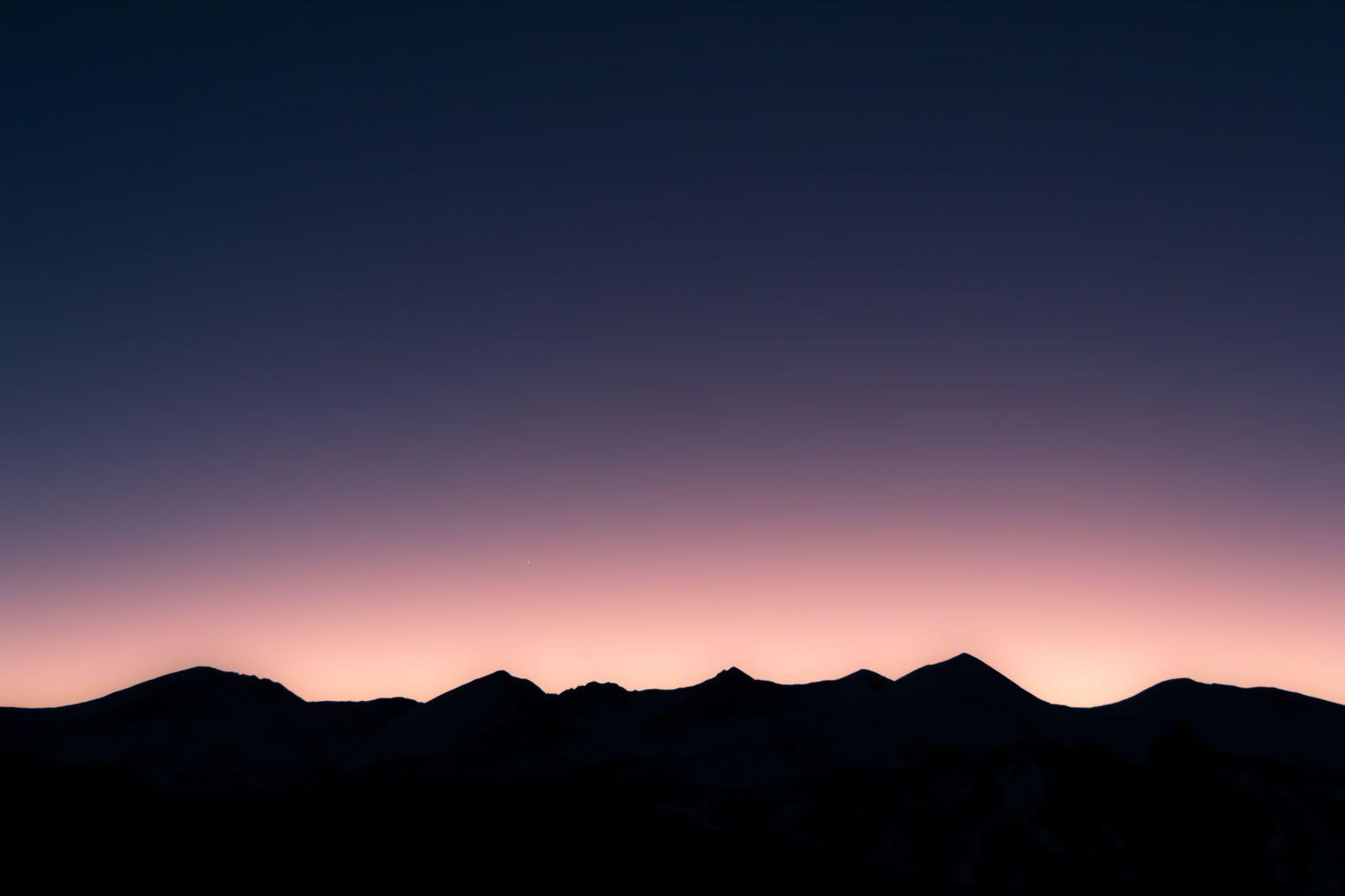 1600x1066 Sunset Mountain Dusk Silhouette Scenery Wallpaper Range Sunset