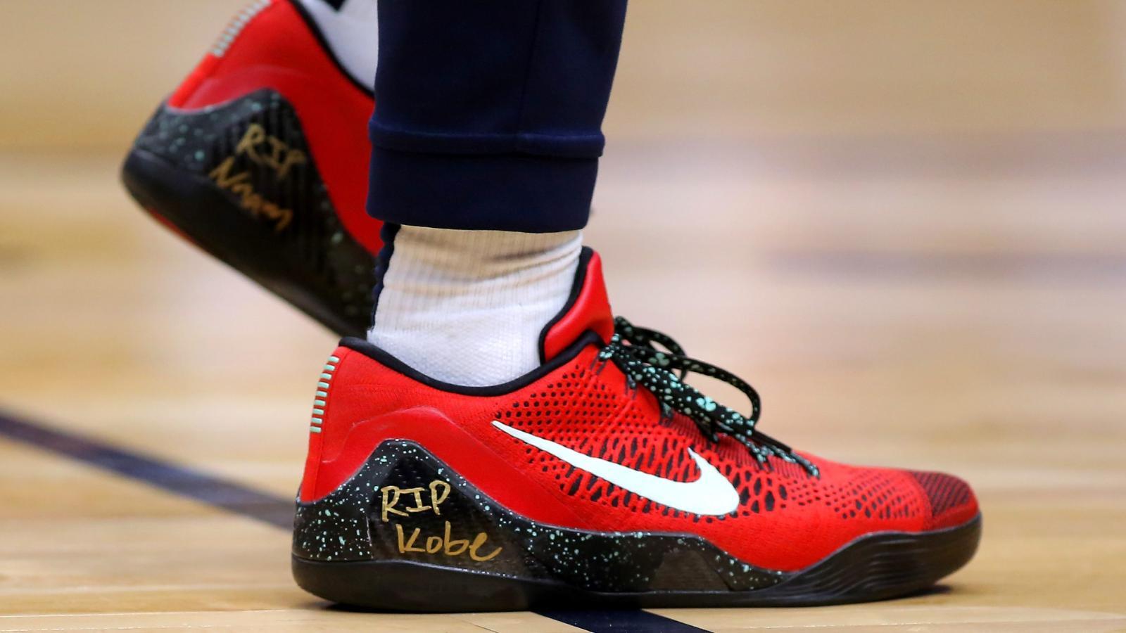 1600x900 Red And Black Kobe Shoes Wallpaper