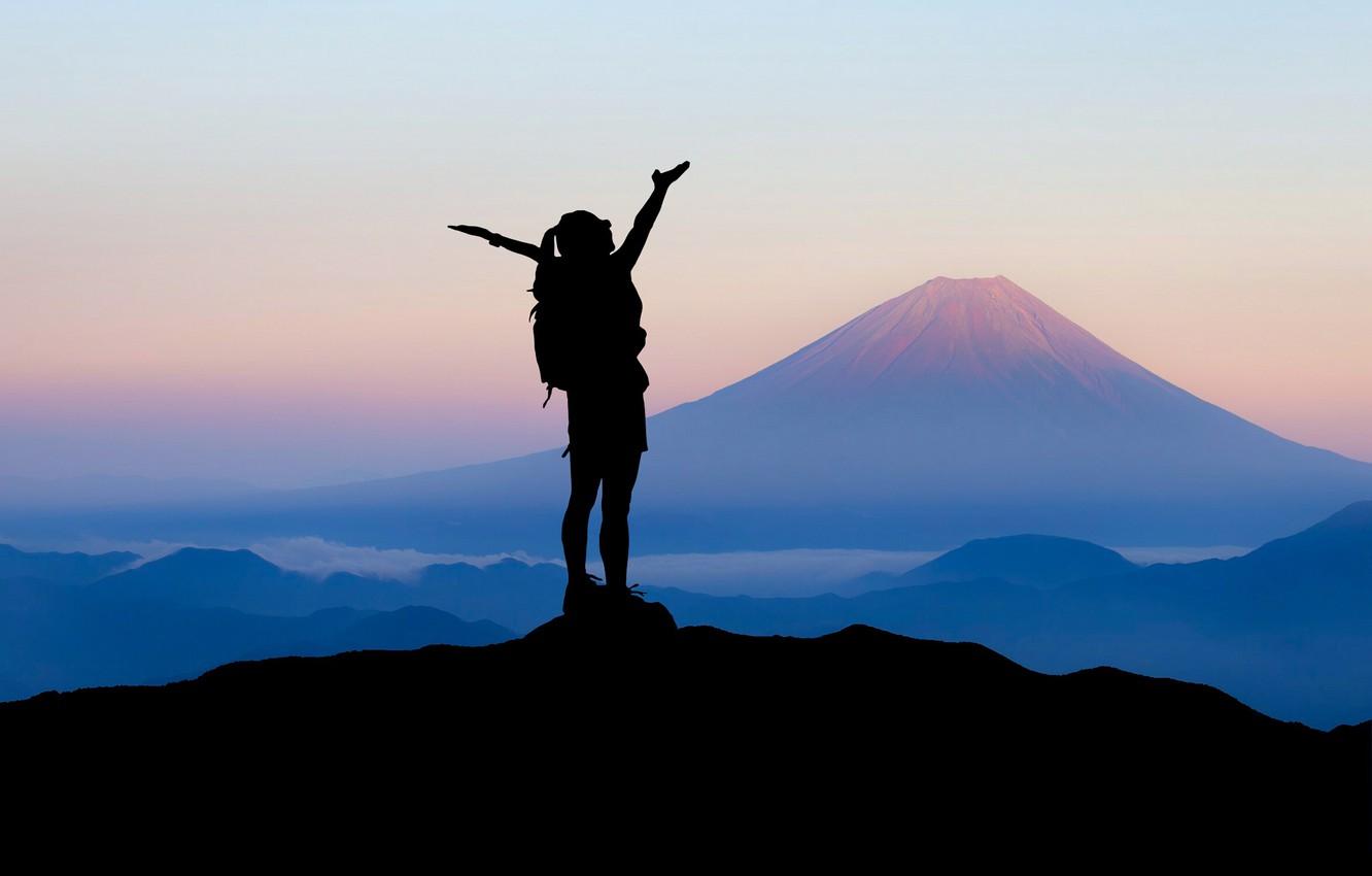 1332x850 Wallpaper girl, mountains, travel, silhouette image for desktop, section рендеринг