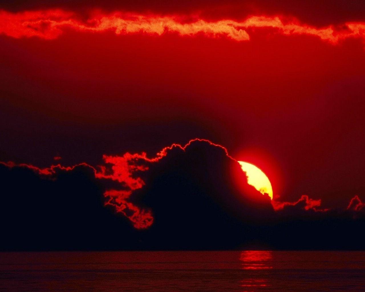 1280x1024 View 30 Aesthetic Sky Aesthetic Red And Black Background