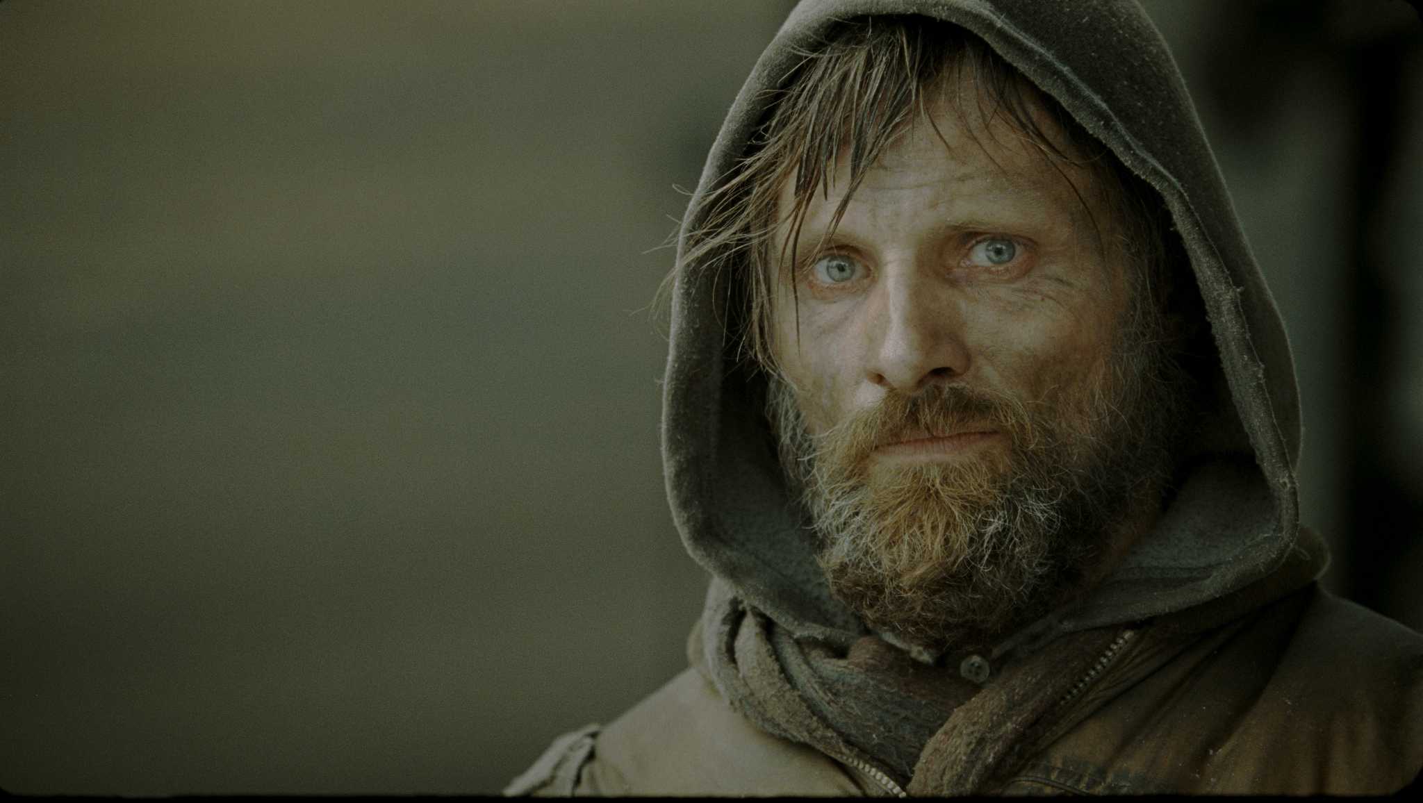 2048x1156 Viggo Mortensen Wallpaper:2048x1156