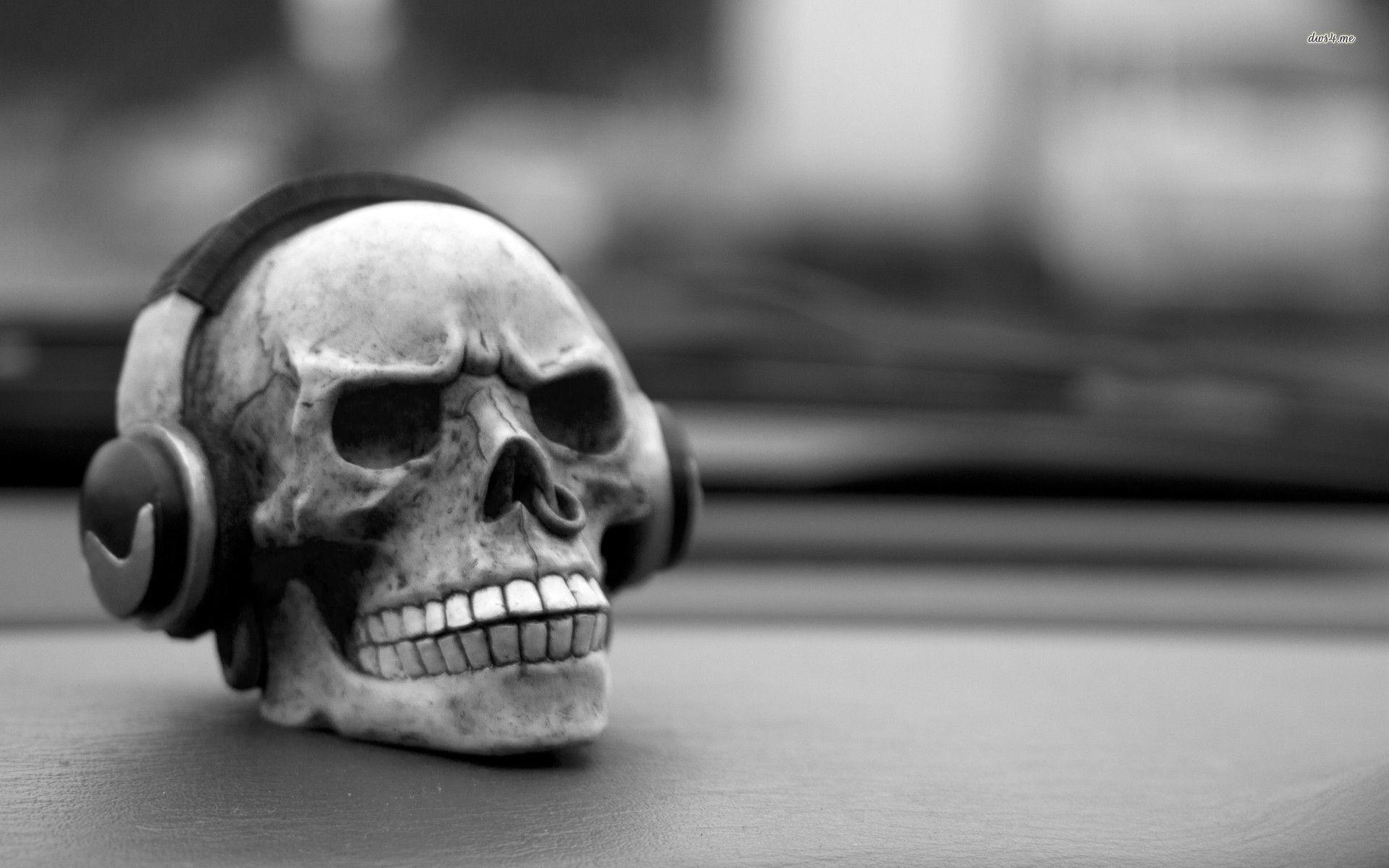 1920x1200 Skull With Headphones Wallpaper