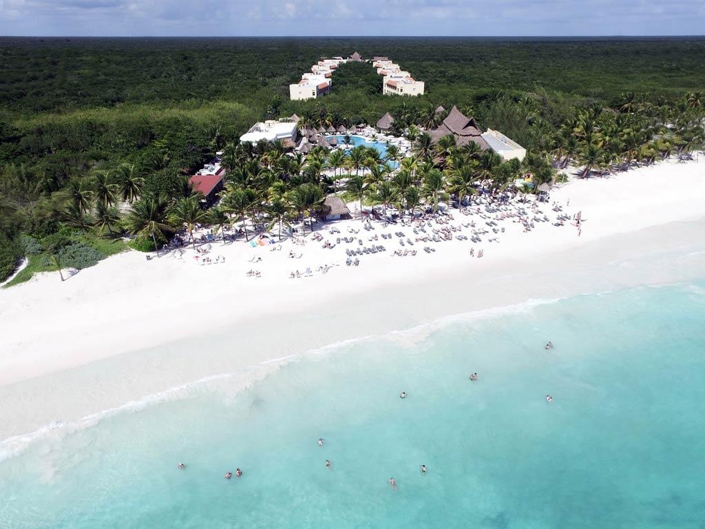 1024x768 Catalonia Royal Tulum