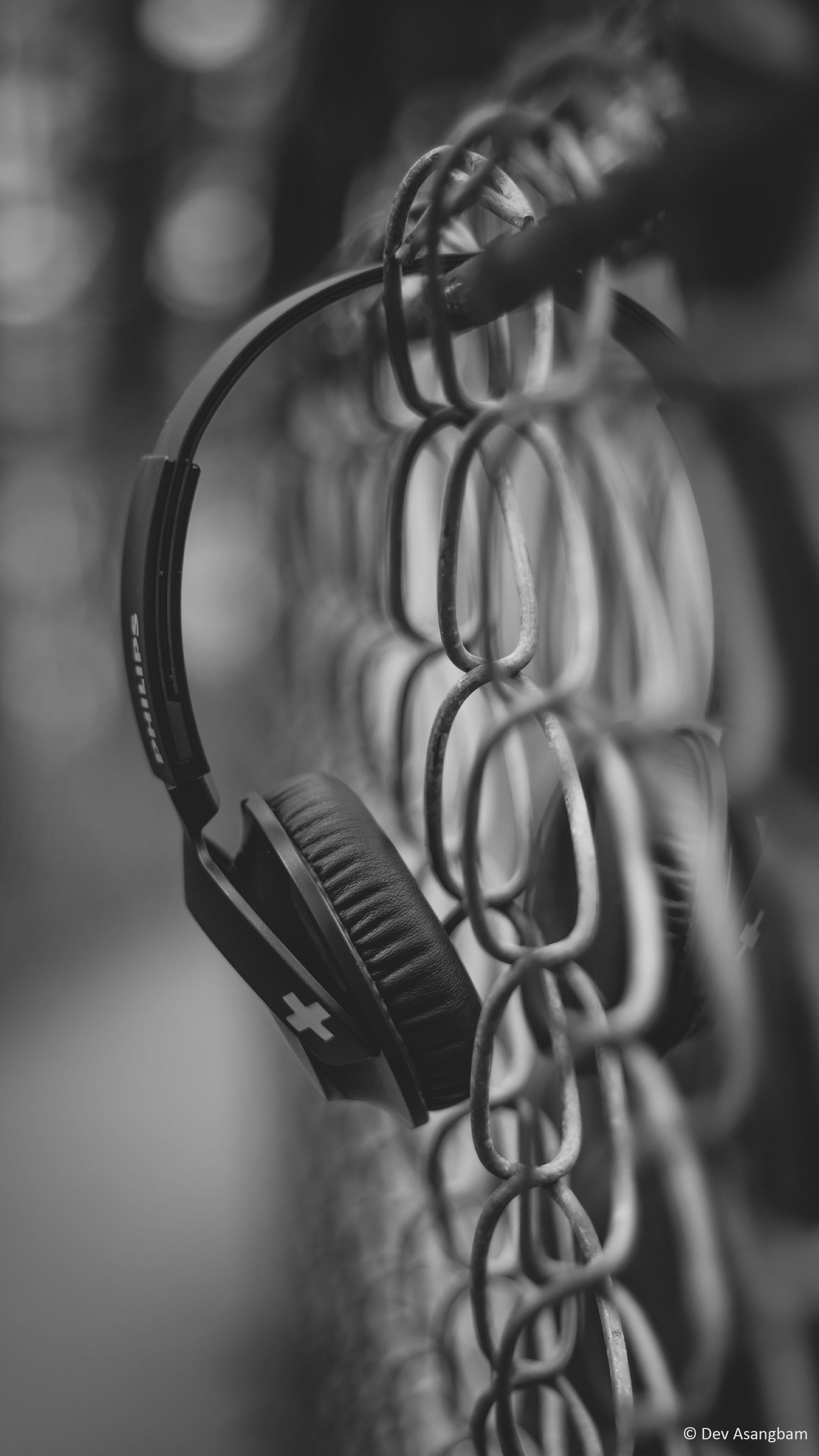 2160x3840 Free download Music Headphone Black White 4K Ultra HD Mobile Wallpaper [2160x3840] for your Desktop, Mobile & Tablet. Explore 4k Music Mobile Wallpaperk Music Mobile Wallpaper, 4K Mobile