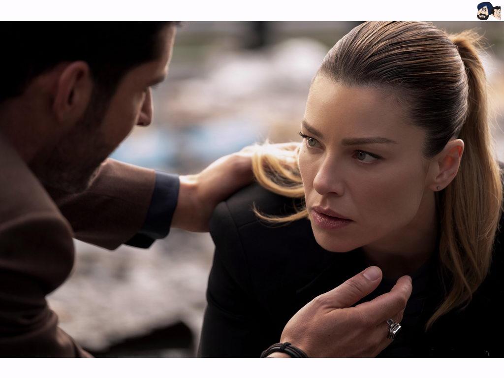 1024x768 Lauren German`s Stunning Look From Netflix`s Fantasy Drama Web Series, ` Lucifer`