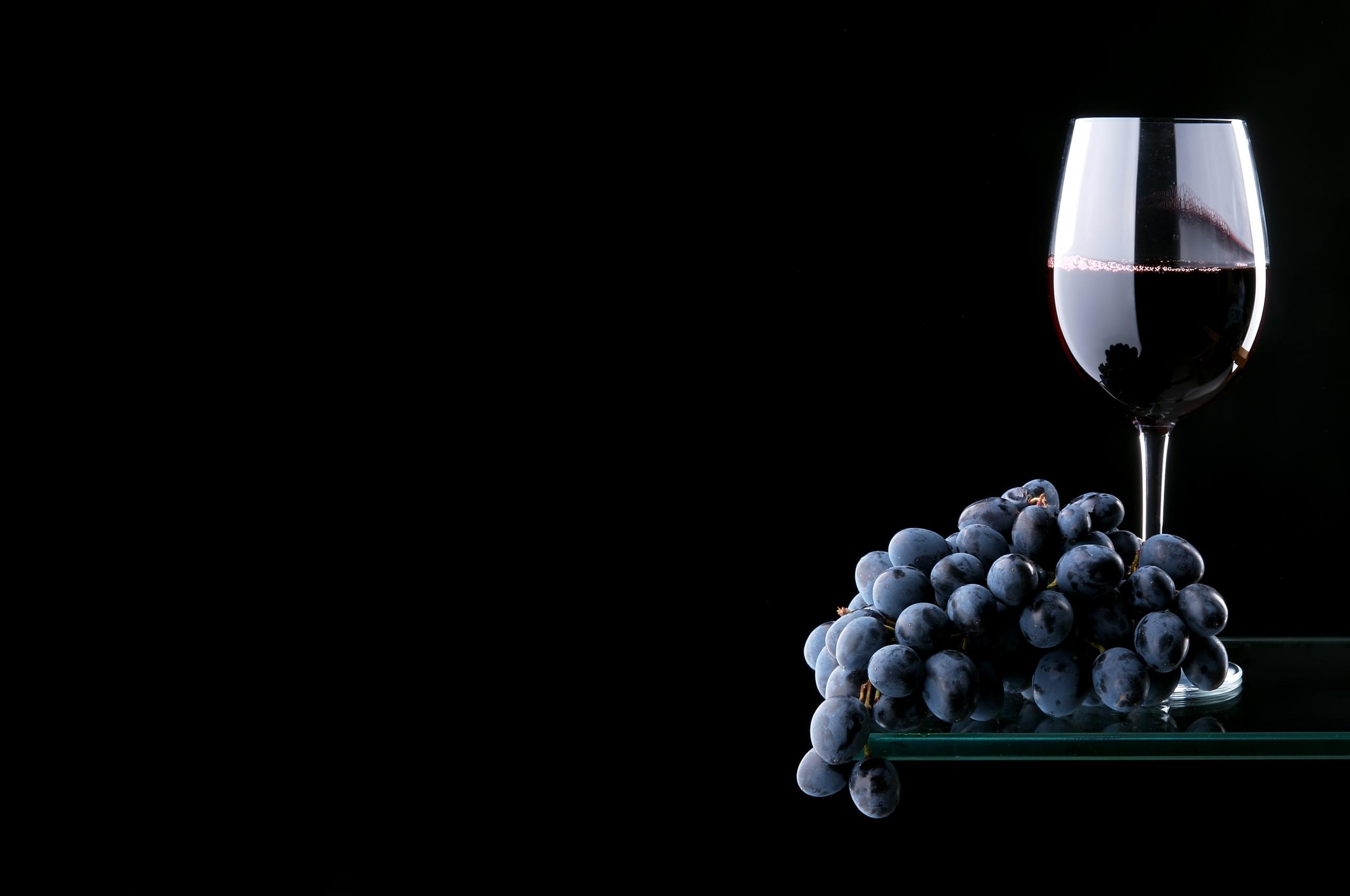 2560x1700 Free download grapes wine wallpaper and image wallpaper picture photo [8319x5120] for your Desktop, Mobile & Tablet. Explore Vino Wallpaper. Vino Wallpaper