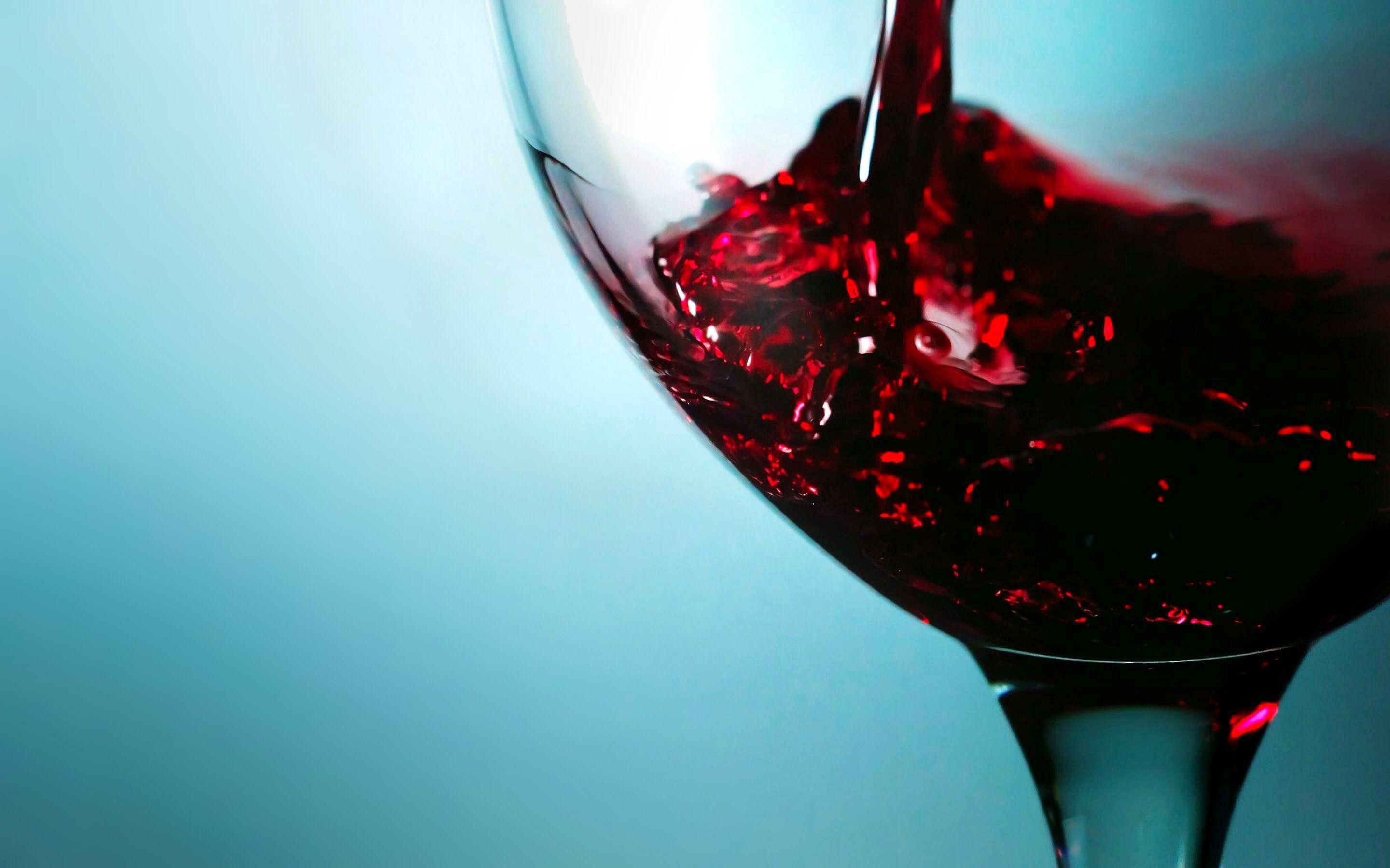 2880x1800 Wine Wallpaper
