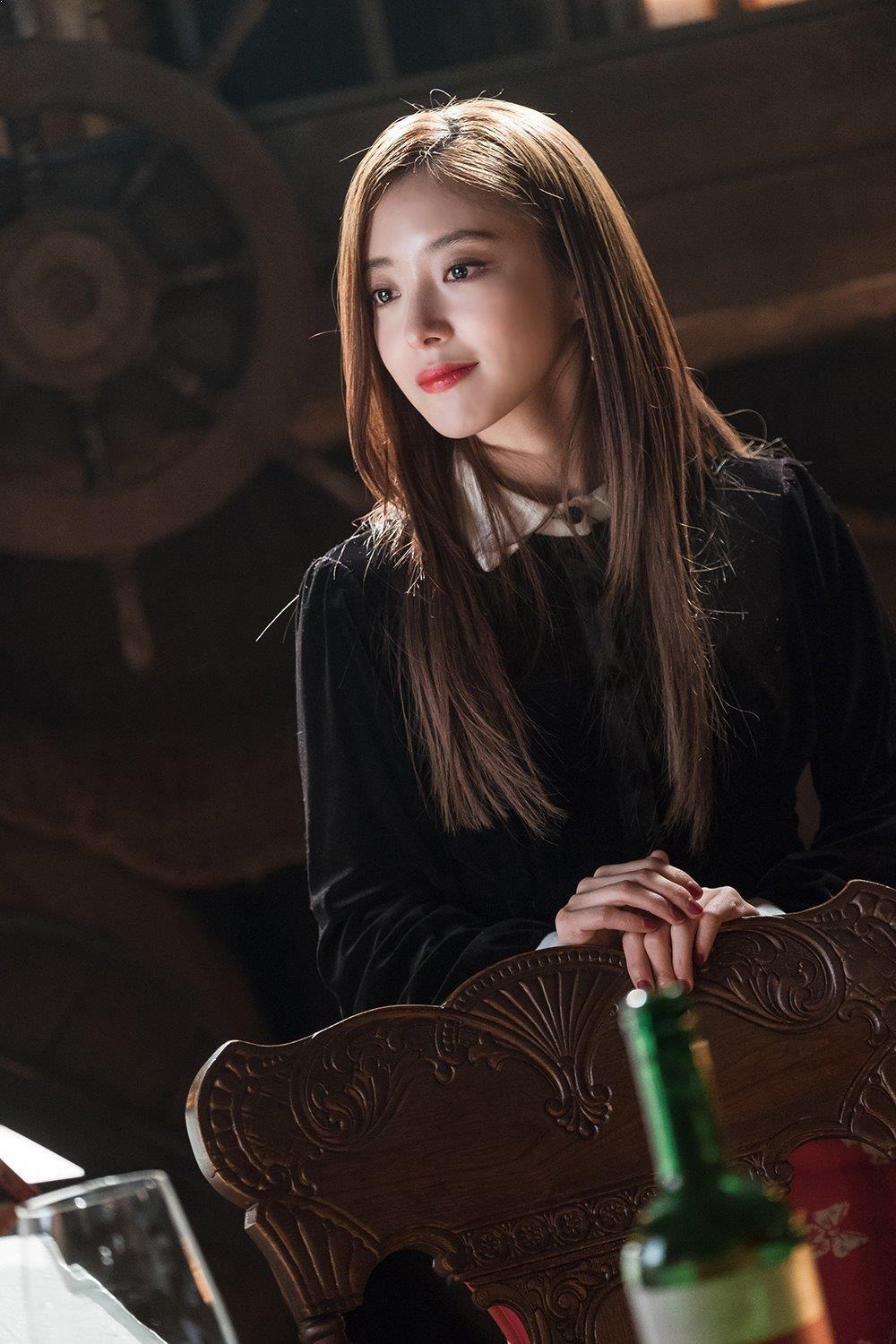 1000x1500 Lee Se Young