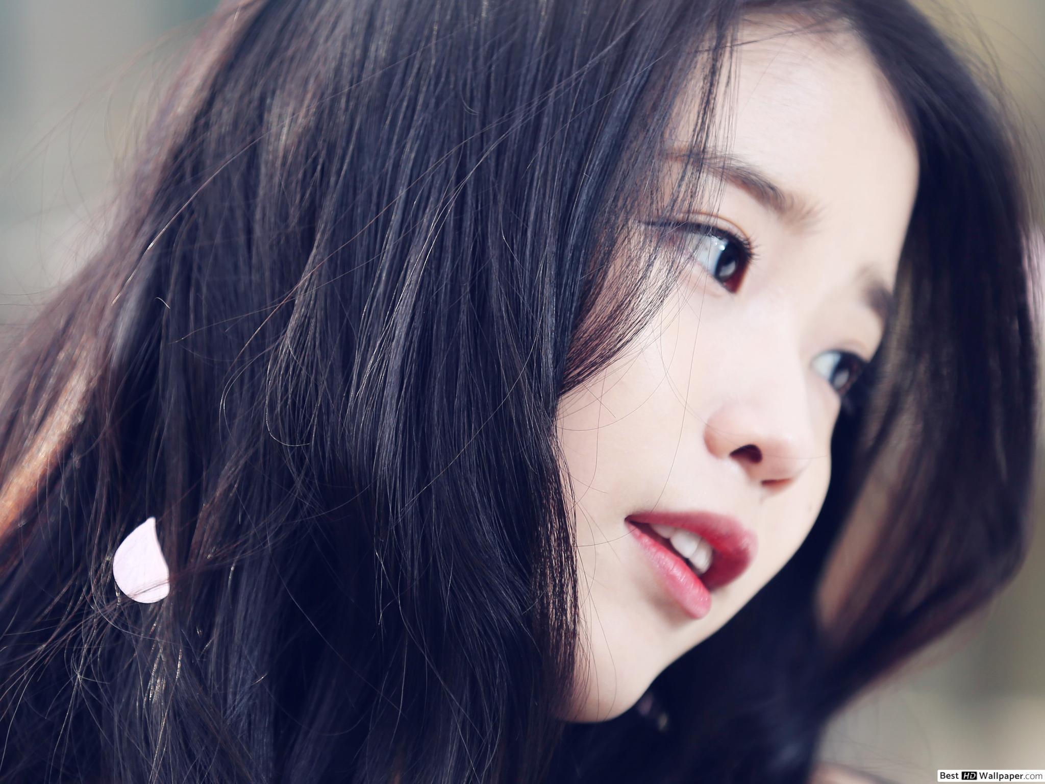 2048x1536 Adorable Korean Singer IU (Lee Ji Eun) HD Wallpaper Download