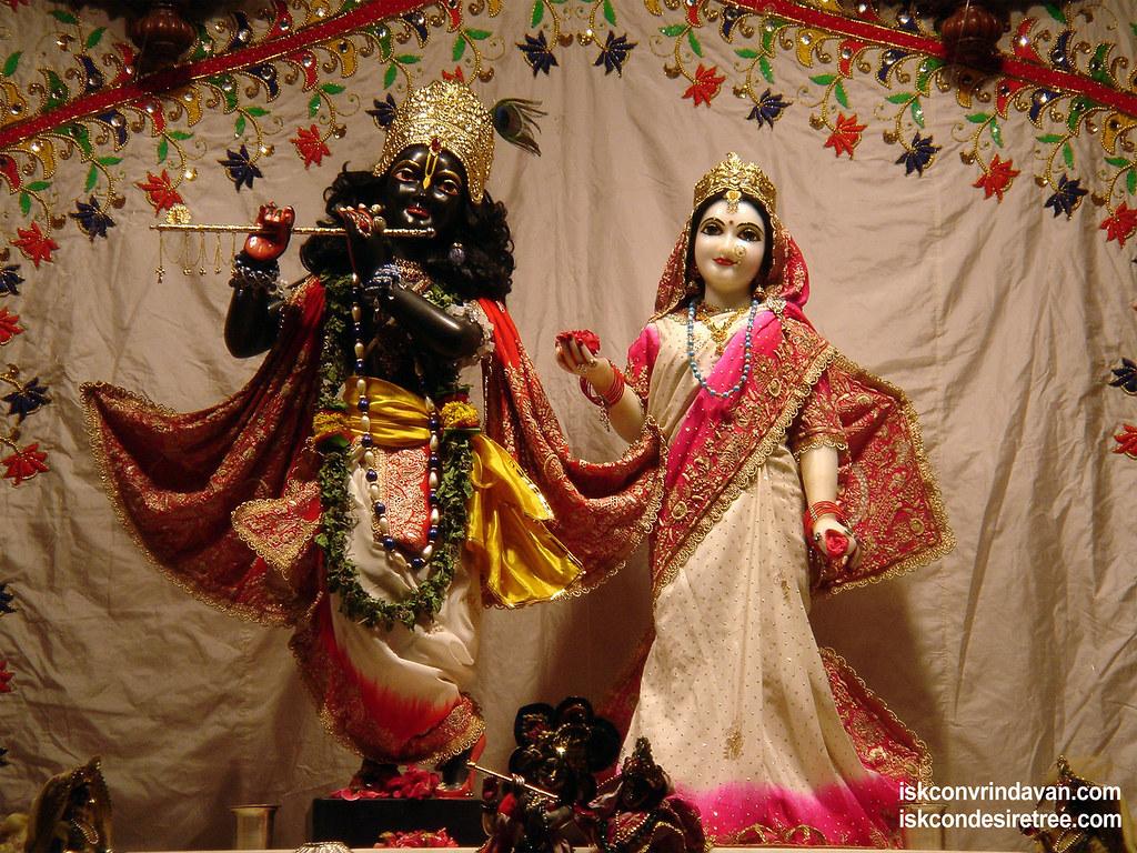 1024x768 Sri Sri Radha Shyamsundar Wallpaper (003). View above wallp