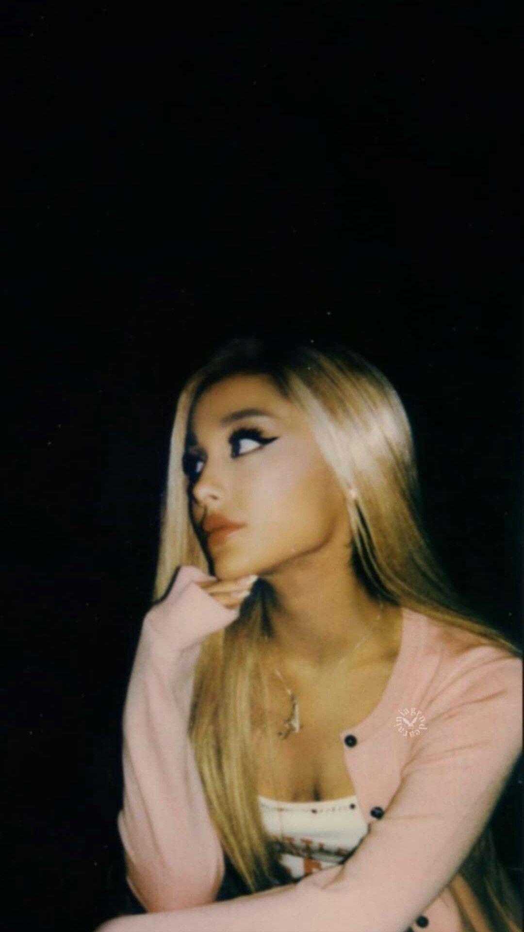 1080x1920 HD Ariana Grande Wallpaper