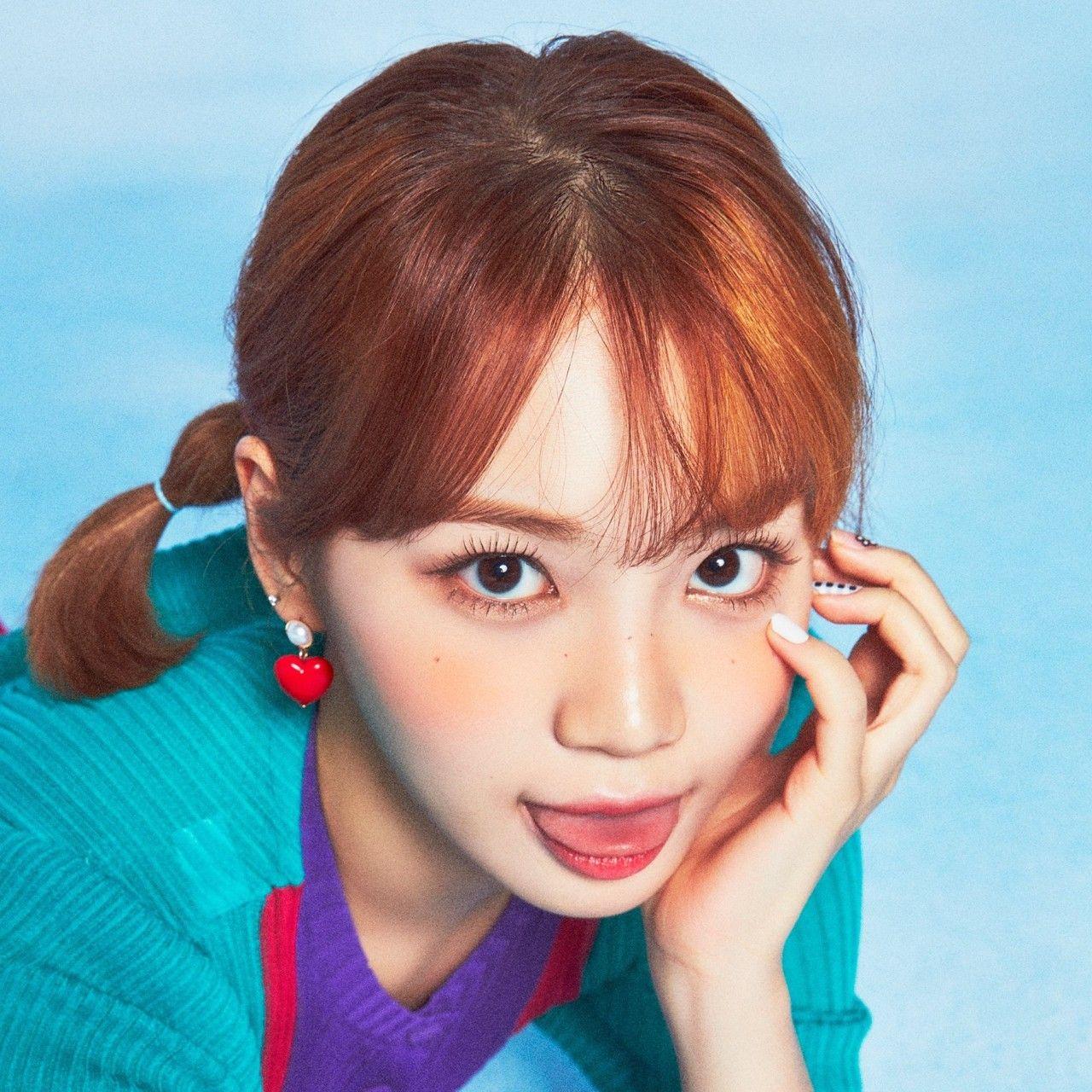 1280x1280 Kim Chaewon ideas. kim, japanese girl group, chaeyeon