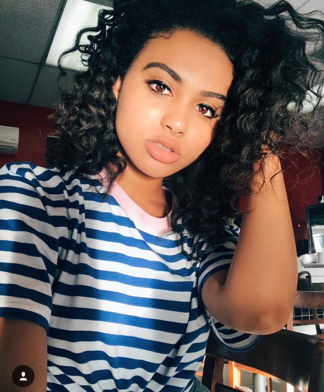 1125x1363 Daniella Perkins
