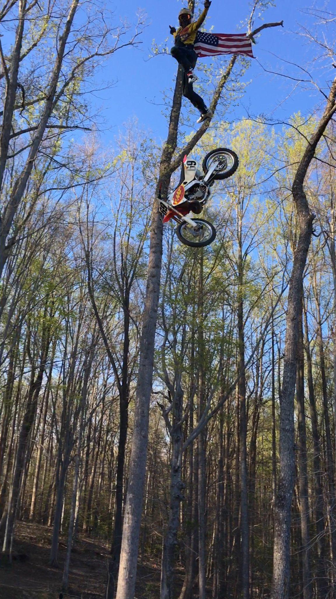 1152x2048 Ronnie Mac 69! Fuck yeah!