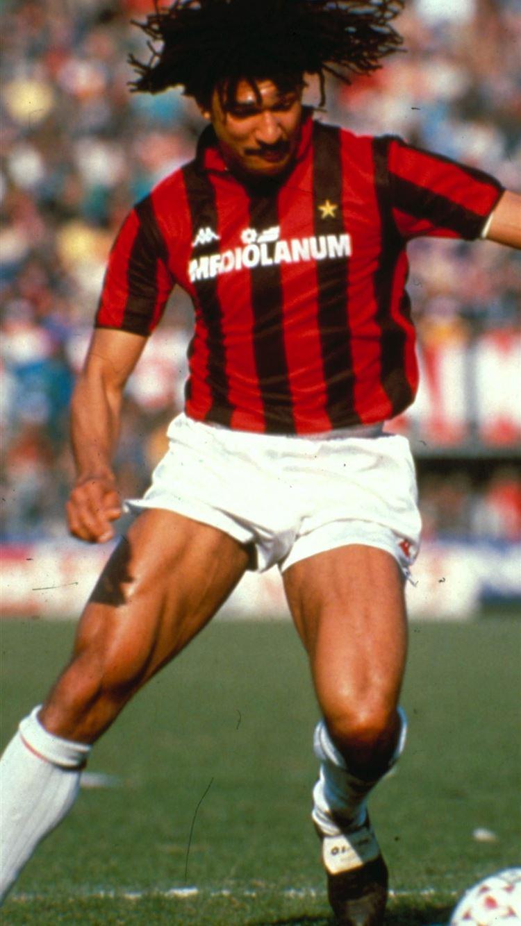 750x1334 kaka HD iPhone Wallpaper Free Download