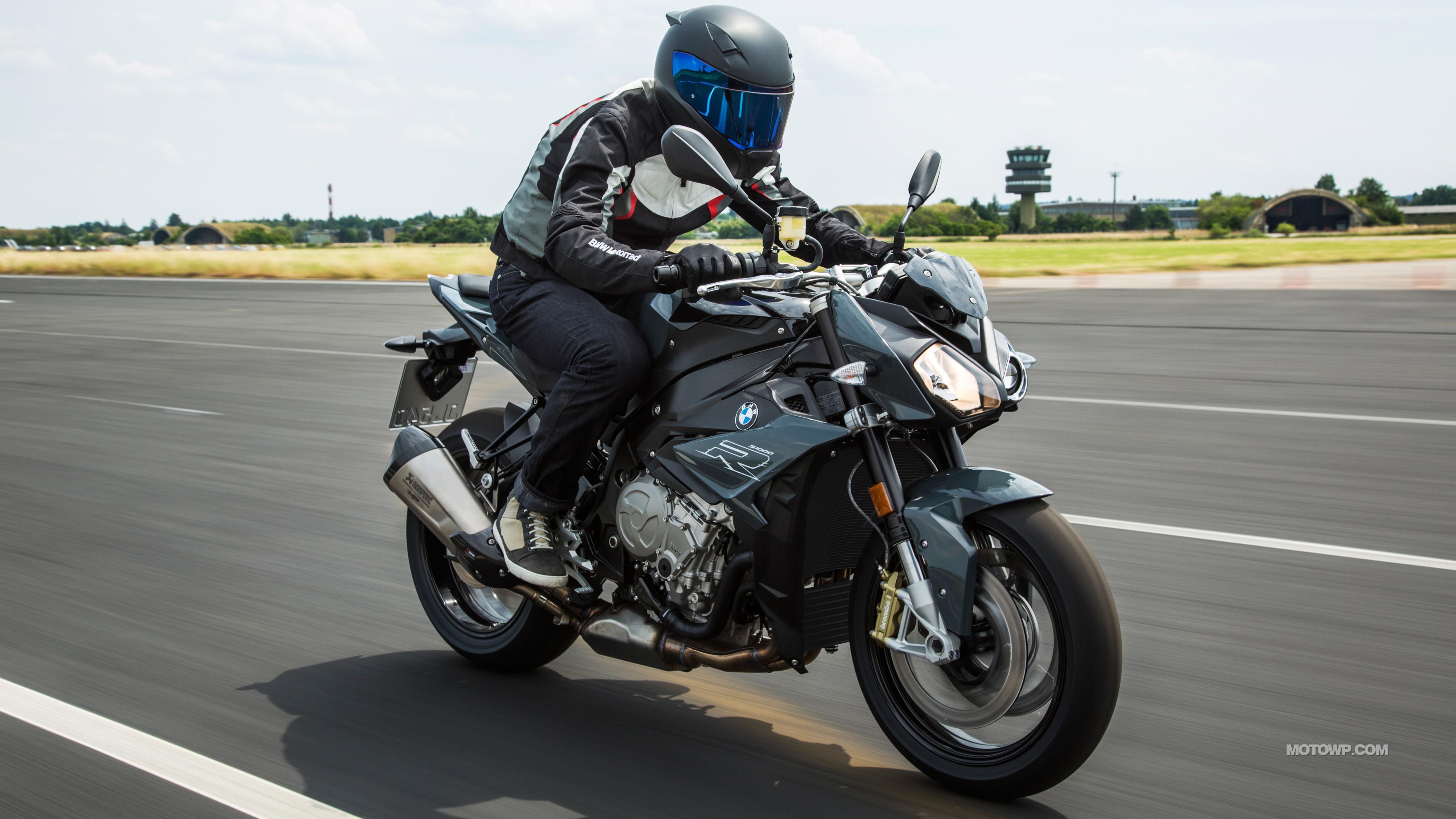 5120x2880 Motorcycle desktop wallpaper BMW S 1000 R