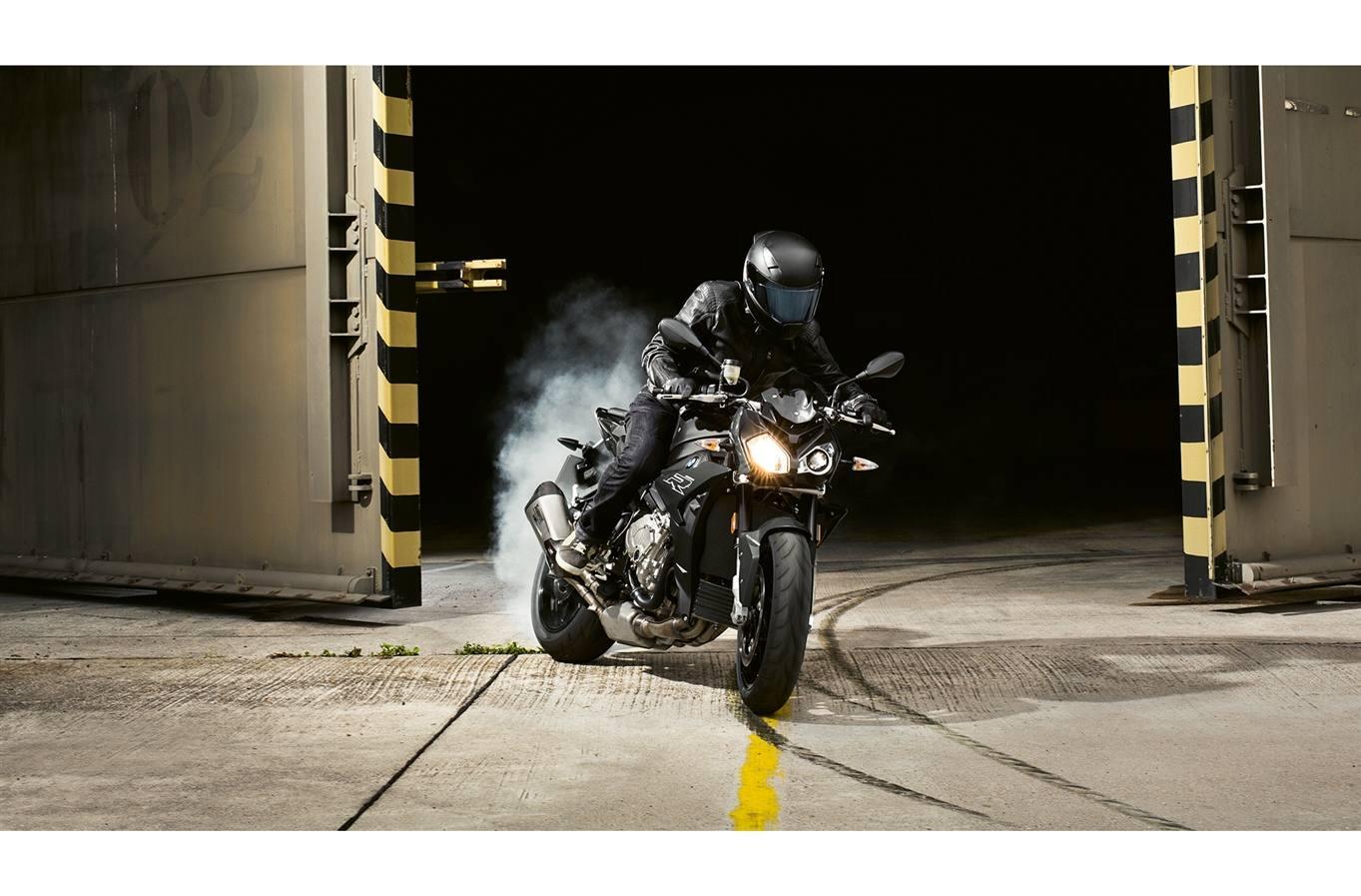 1363x897 BMW S 1000 R In Woodbridge, ON. Maranello BMW Motorrad Woodbridge, ON 416 238 7898