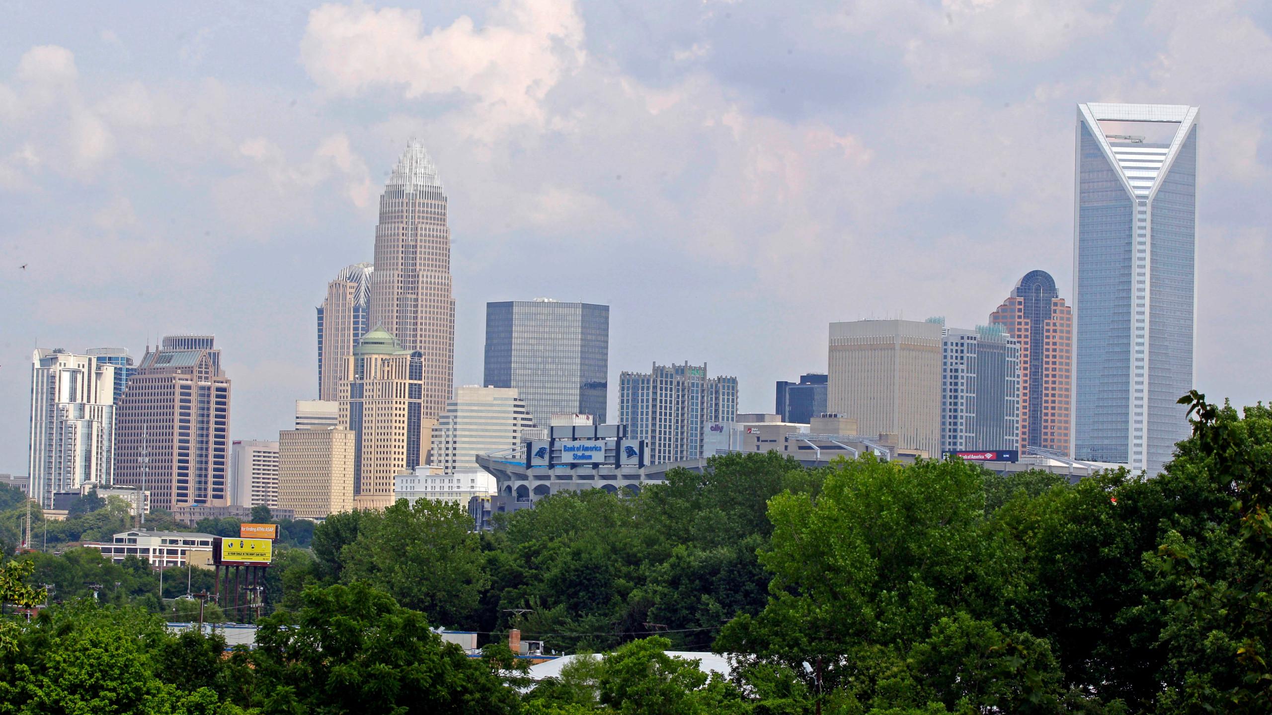 2560x1440 Charlotte, North Carolina, is now the 15th largest US city