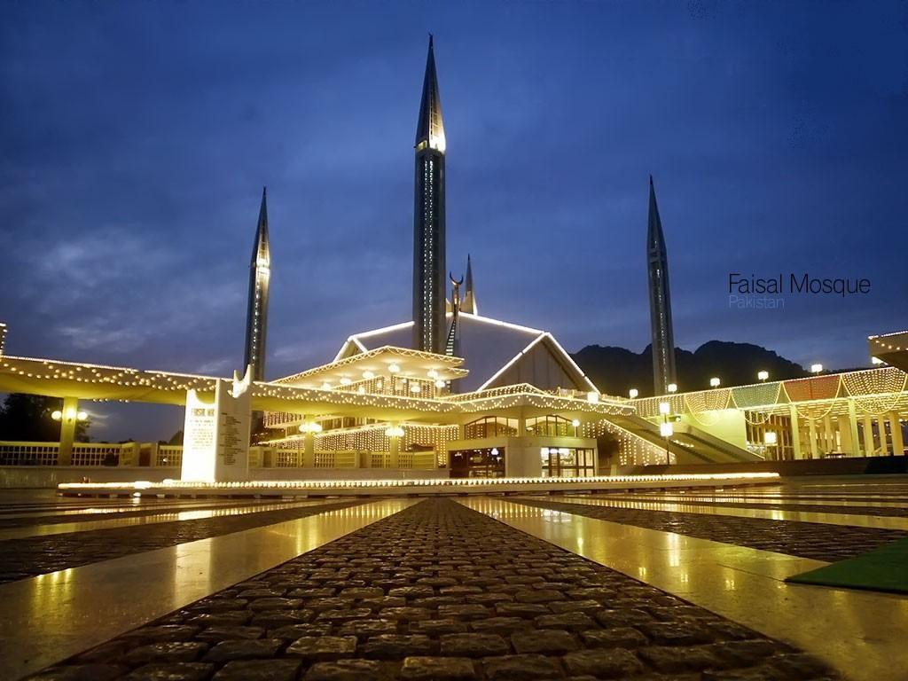 1024x768 King Faisal Mosque Wallpaper /blue Mo