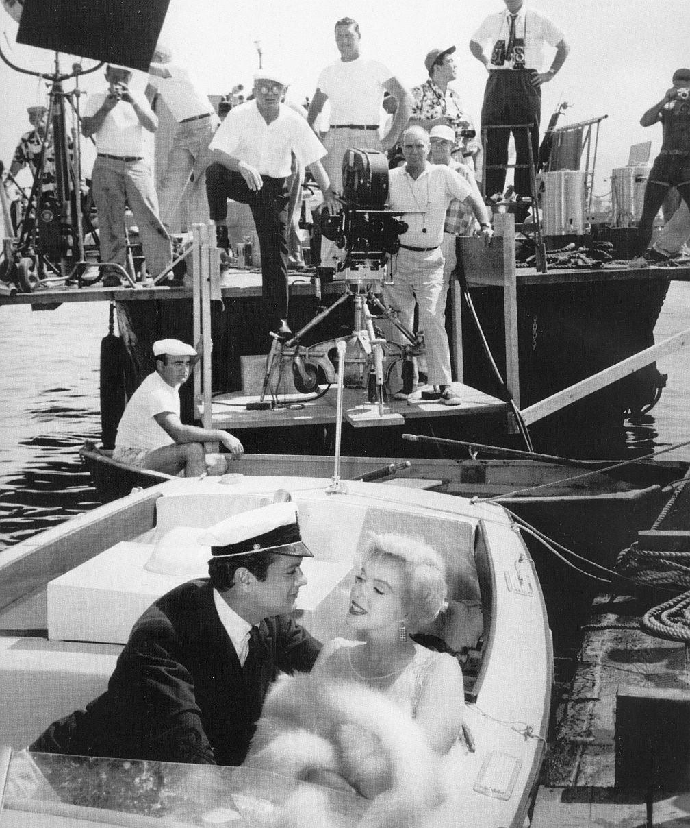 1008x1208 Some Like It Hot Set Wilder Photo