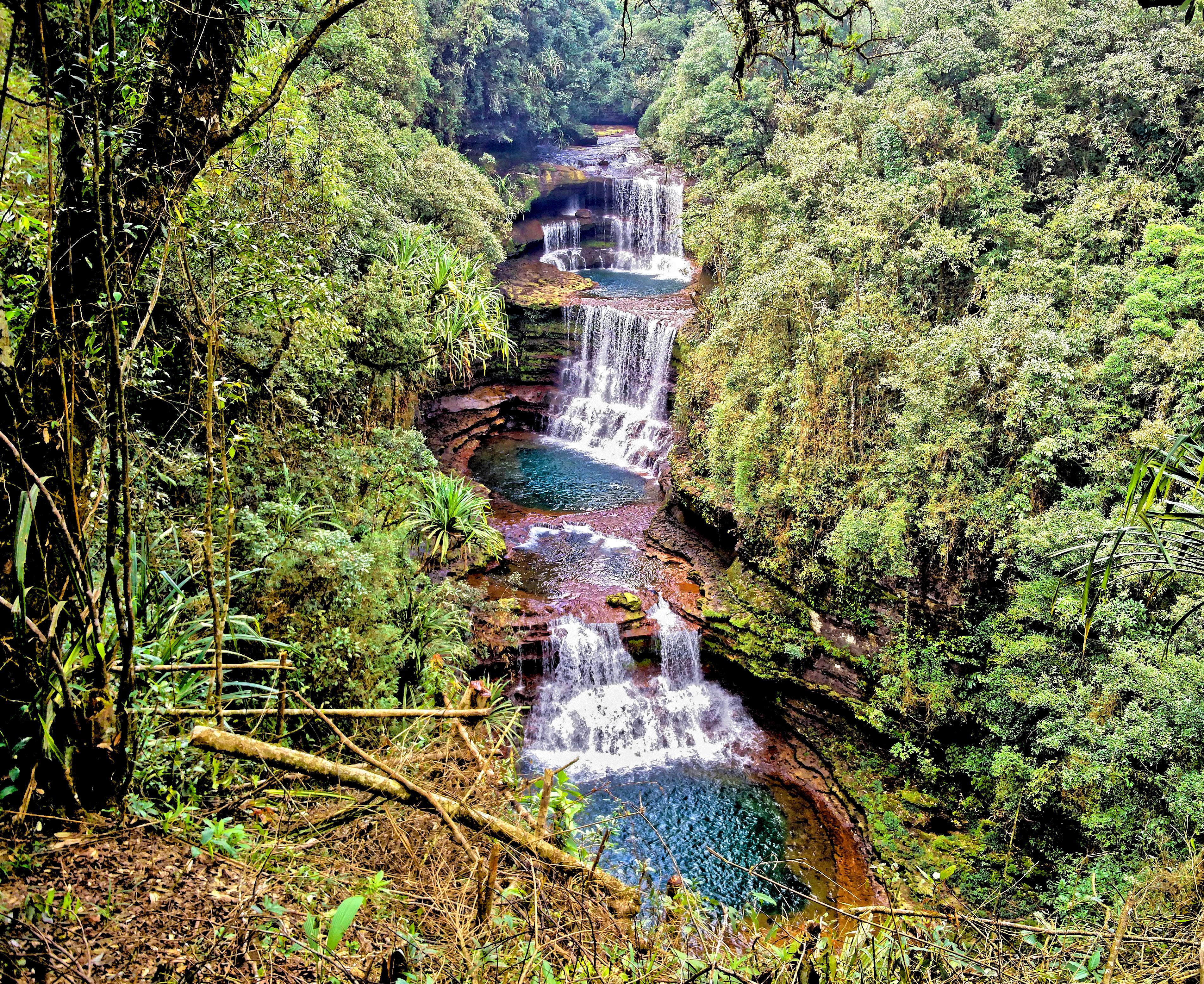 3805x3110 Photo Wei Sawdong falls Meghalaya India picture on Fonwall