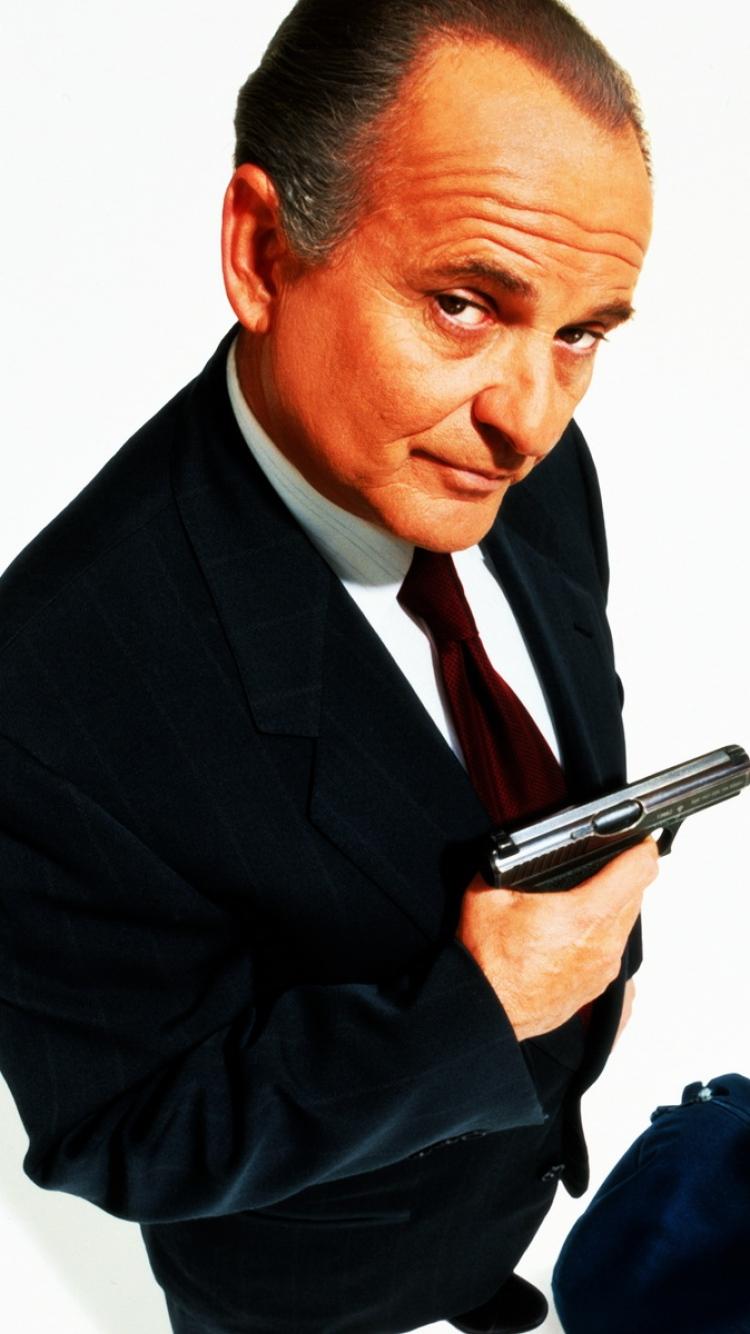 750x1334 ScreenBeauty heads in a duffel bag, joe pesci