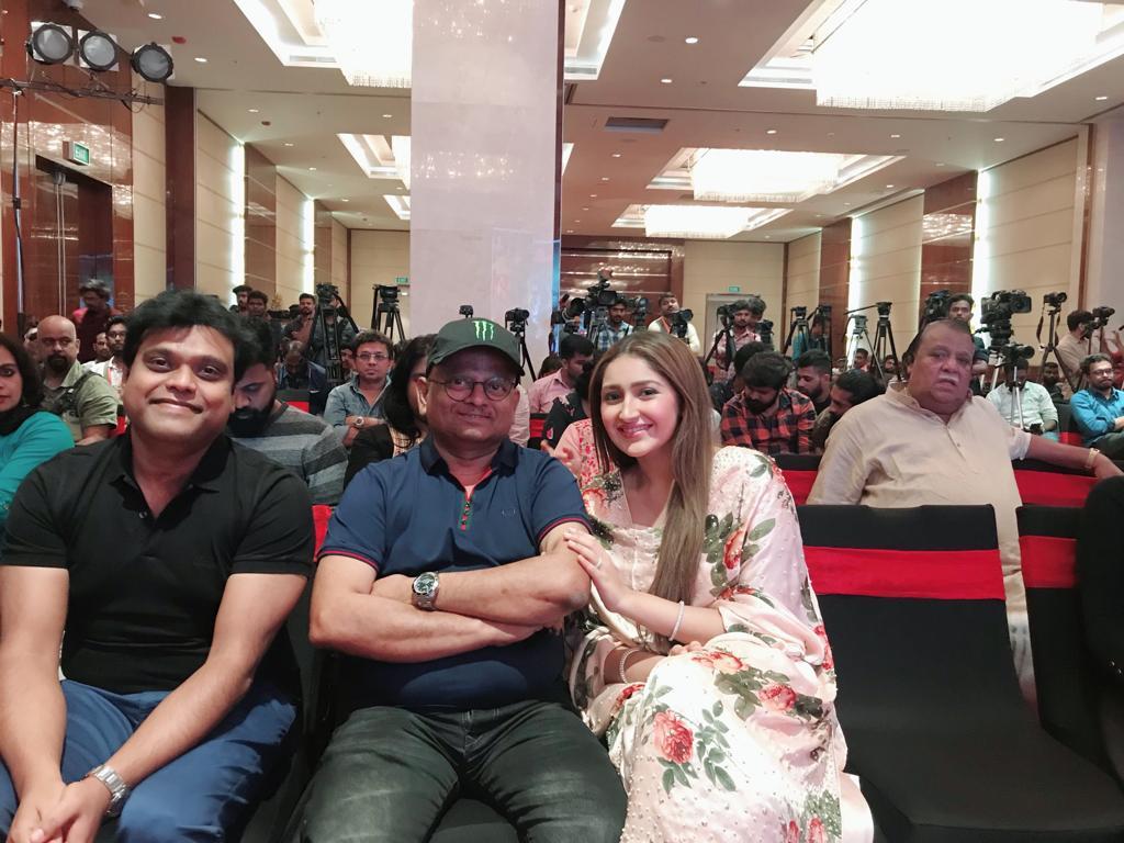 1024x768 Harris Jayaraj The King of Melody ❁ promotion for #Kaappaan in Kerala!!!! #HarrisJayaraj #KvAnand #Sayesha