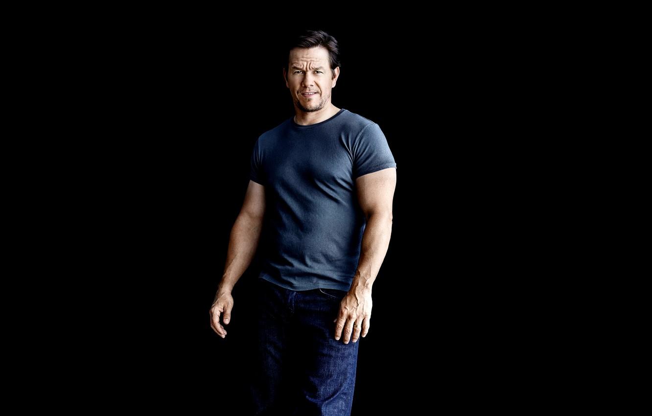 1332x850 Wallpaper Jeans, T Shirt, Photographer, Actor, Black Background, Journal, Mark Wahlberg, Mark Wahlberg, Patrik Giardino, Mens Health Image For Desktop, Section мужчины