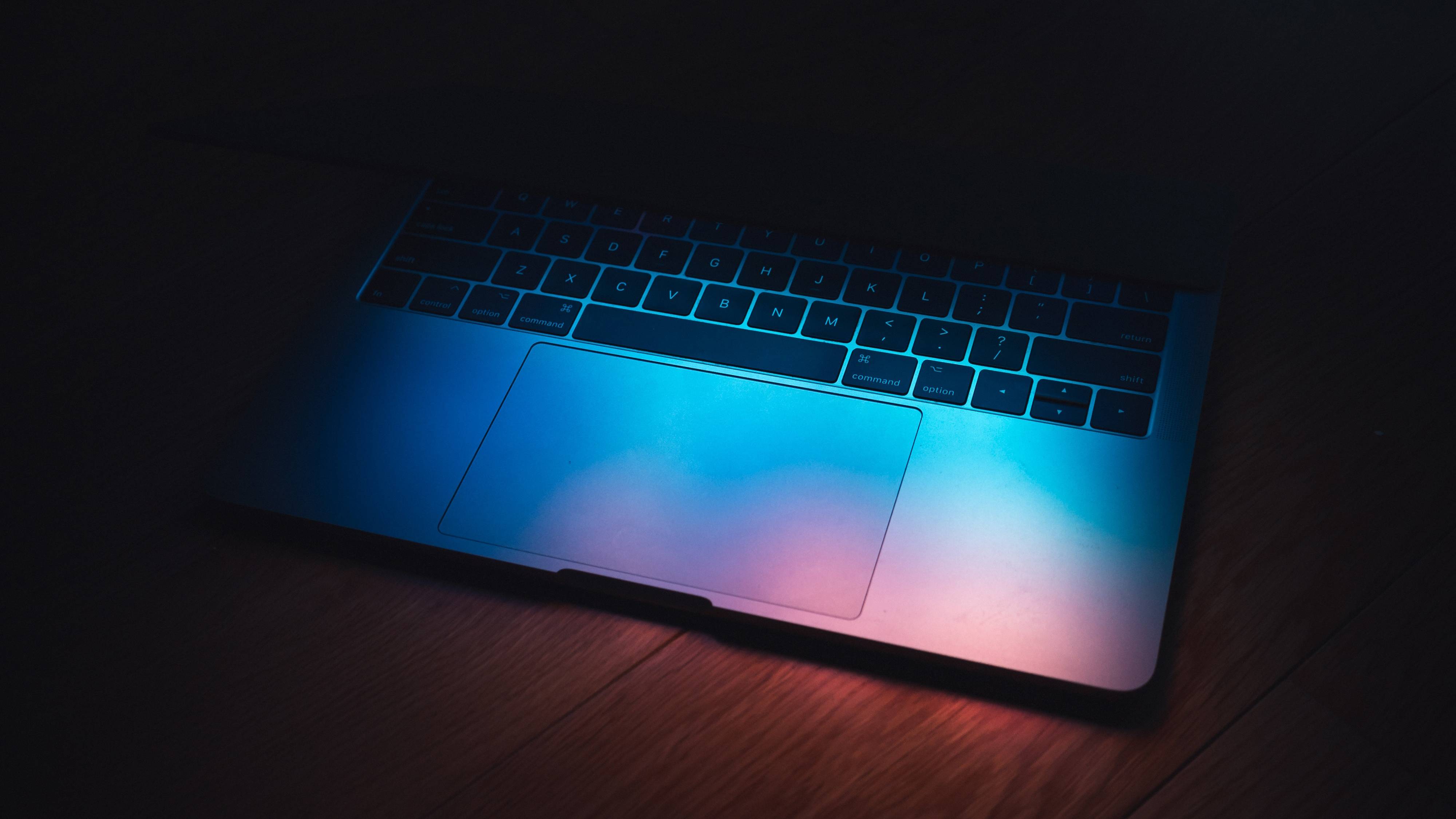 4000x2250 macbook