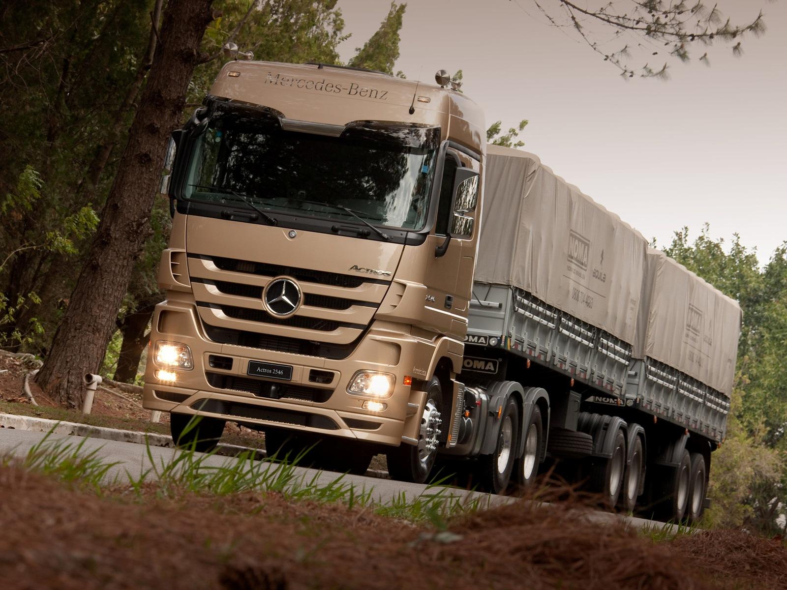 1600x1200 Mercedes Benz Actros 2546 MP3 semi tractor g wallpaperx1200