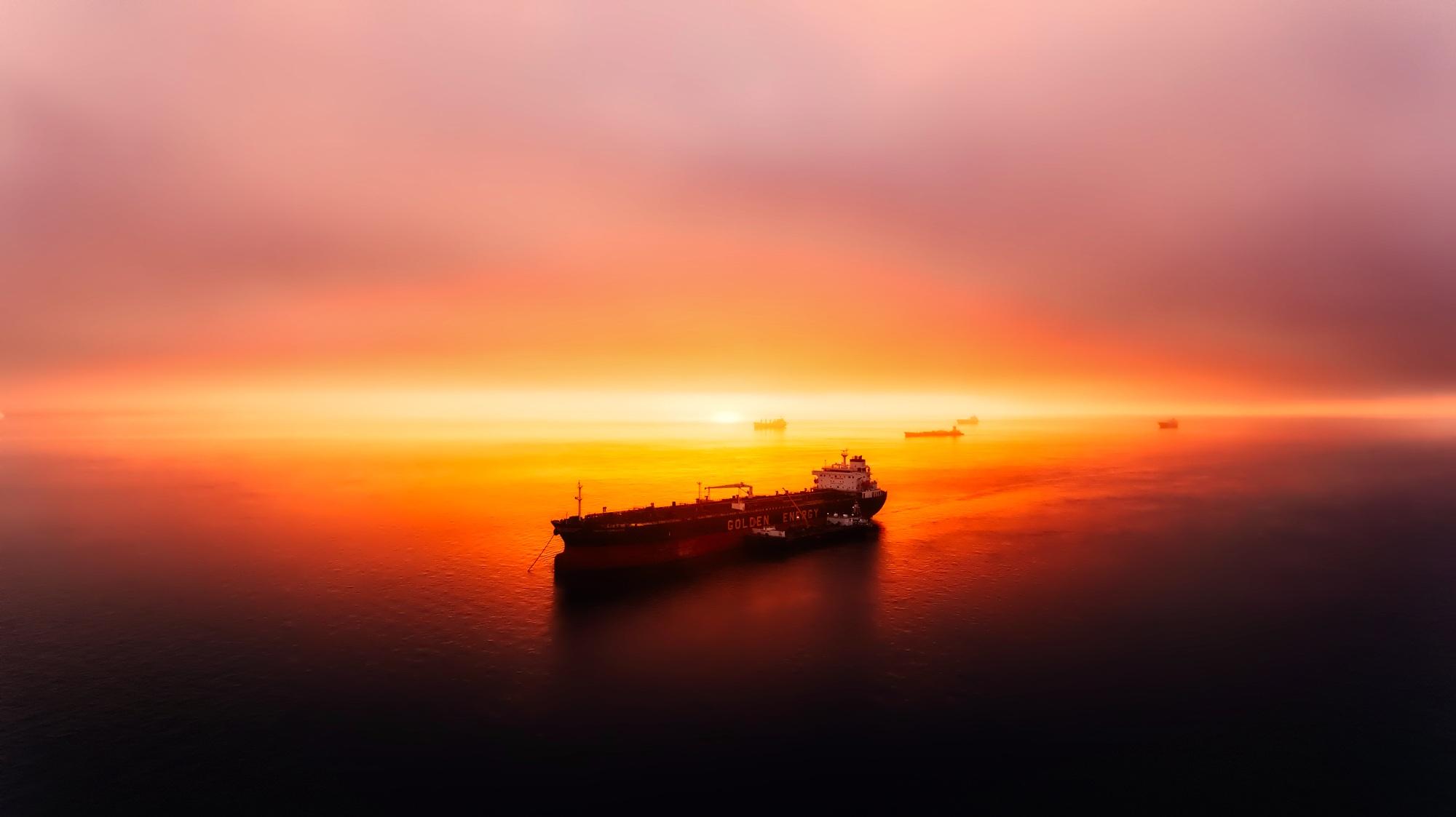 2000x1123 ENERGY CENTURION Crude Oil Tanker HD Wallpaper
