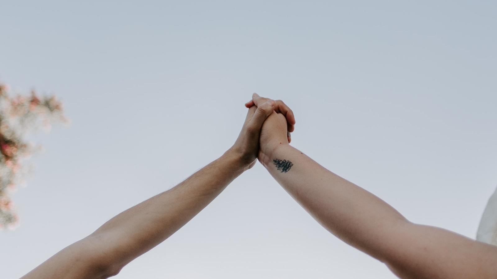 1600x900 Ways We Can Show Solidarity to Others