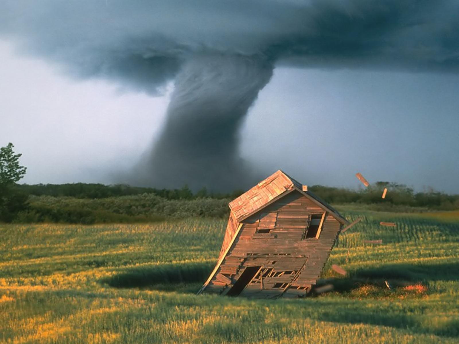 1600x1200 Download Tornadoes Shack Wallpaper 1600x1200