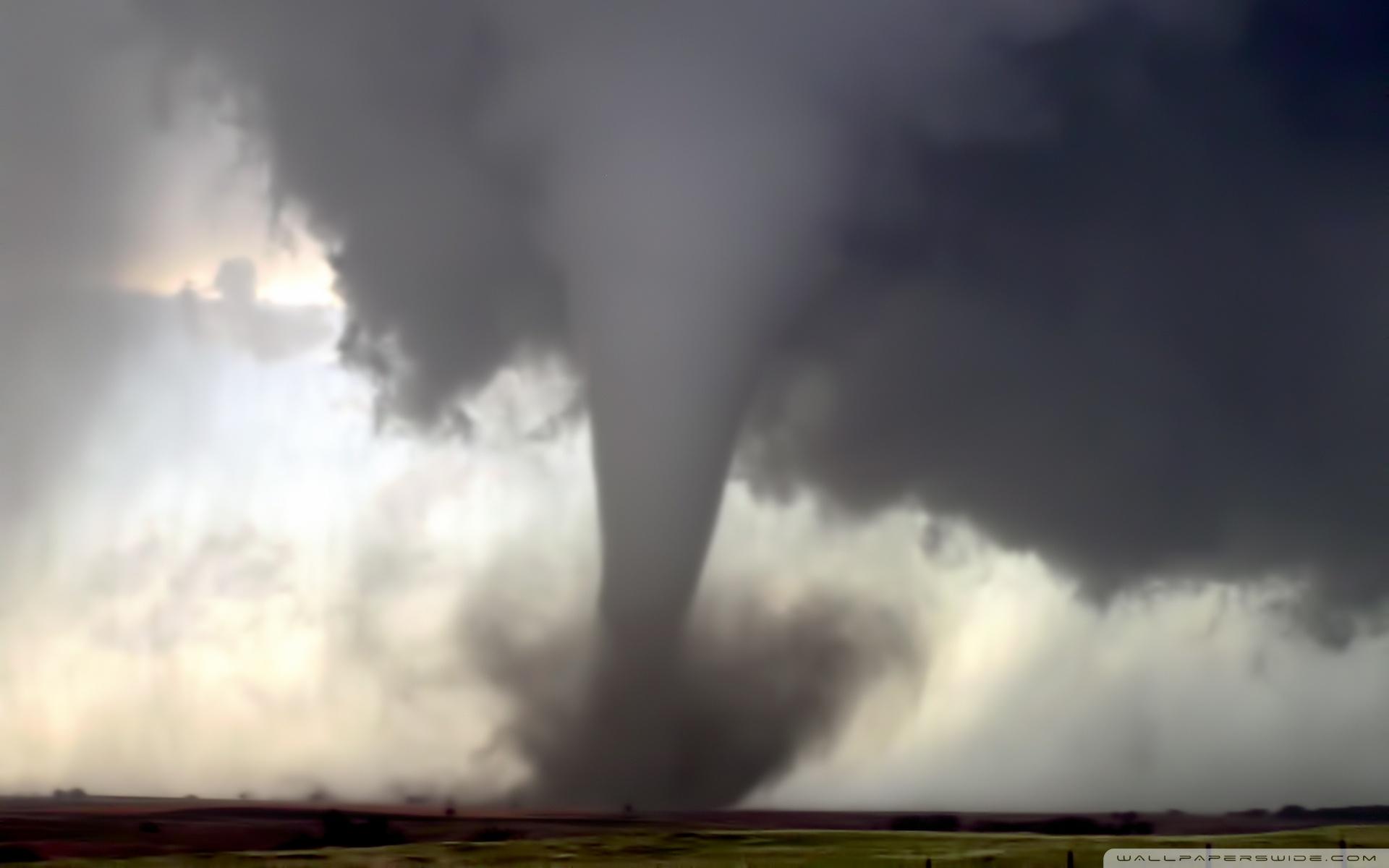 1920x1200 Interesting Tornado