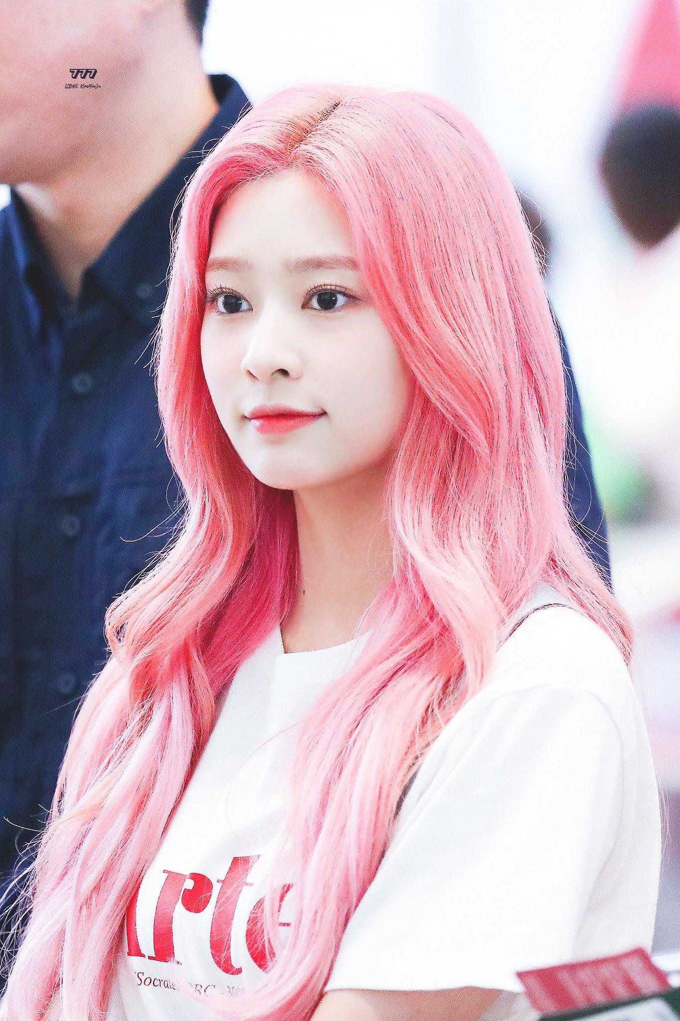 1364x2048 IZ*ONE Kim Minju Official Thread. Hallyu+