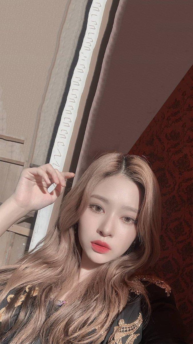 675x1200 izone lockscreens lockscreen ✧ minjoo part 2 #김민주 # KIMMINJU #MINJU #IZONE #아이즈원