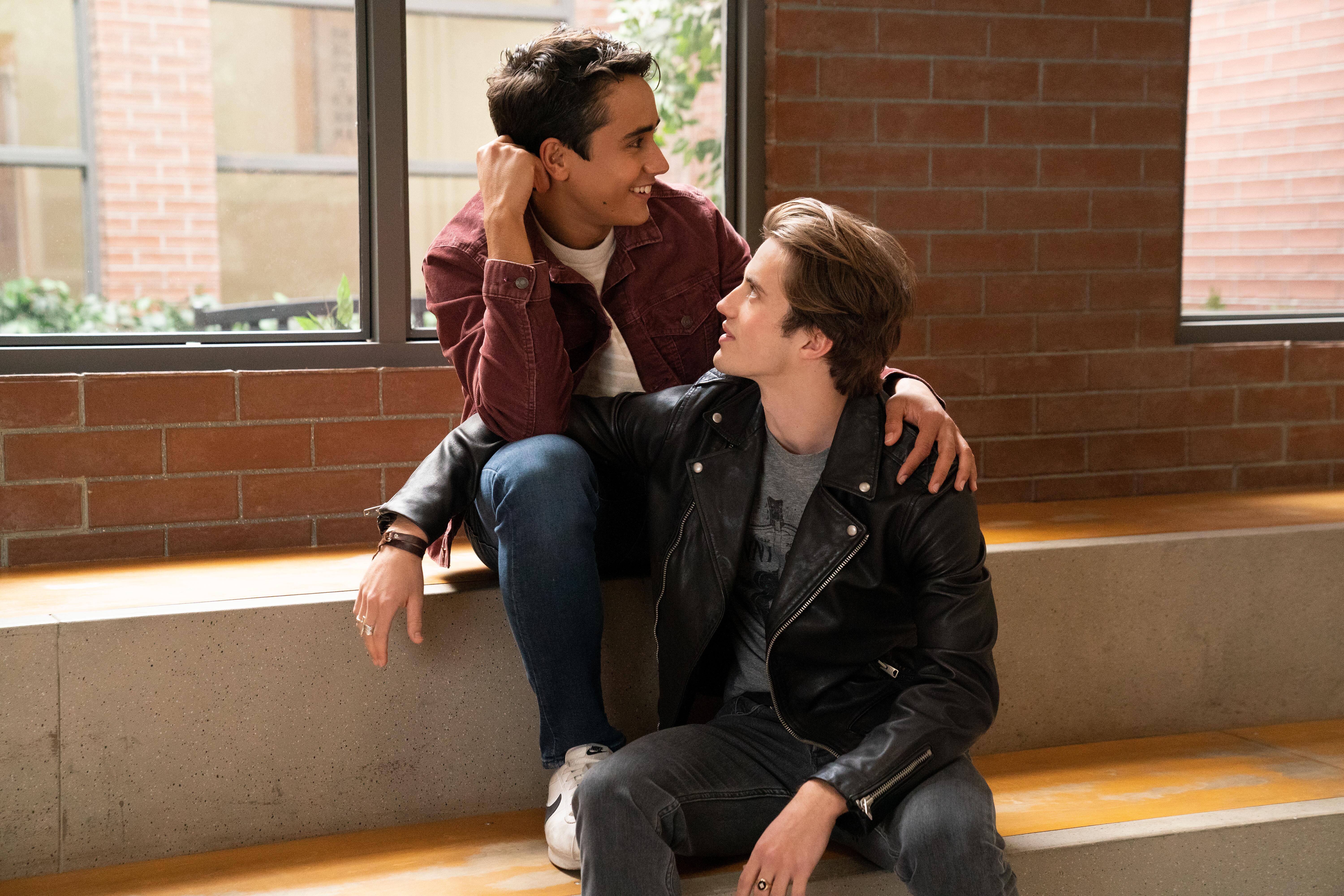 6000x4000 Love, Victor (TV Series 2020– )