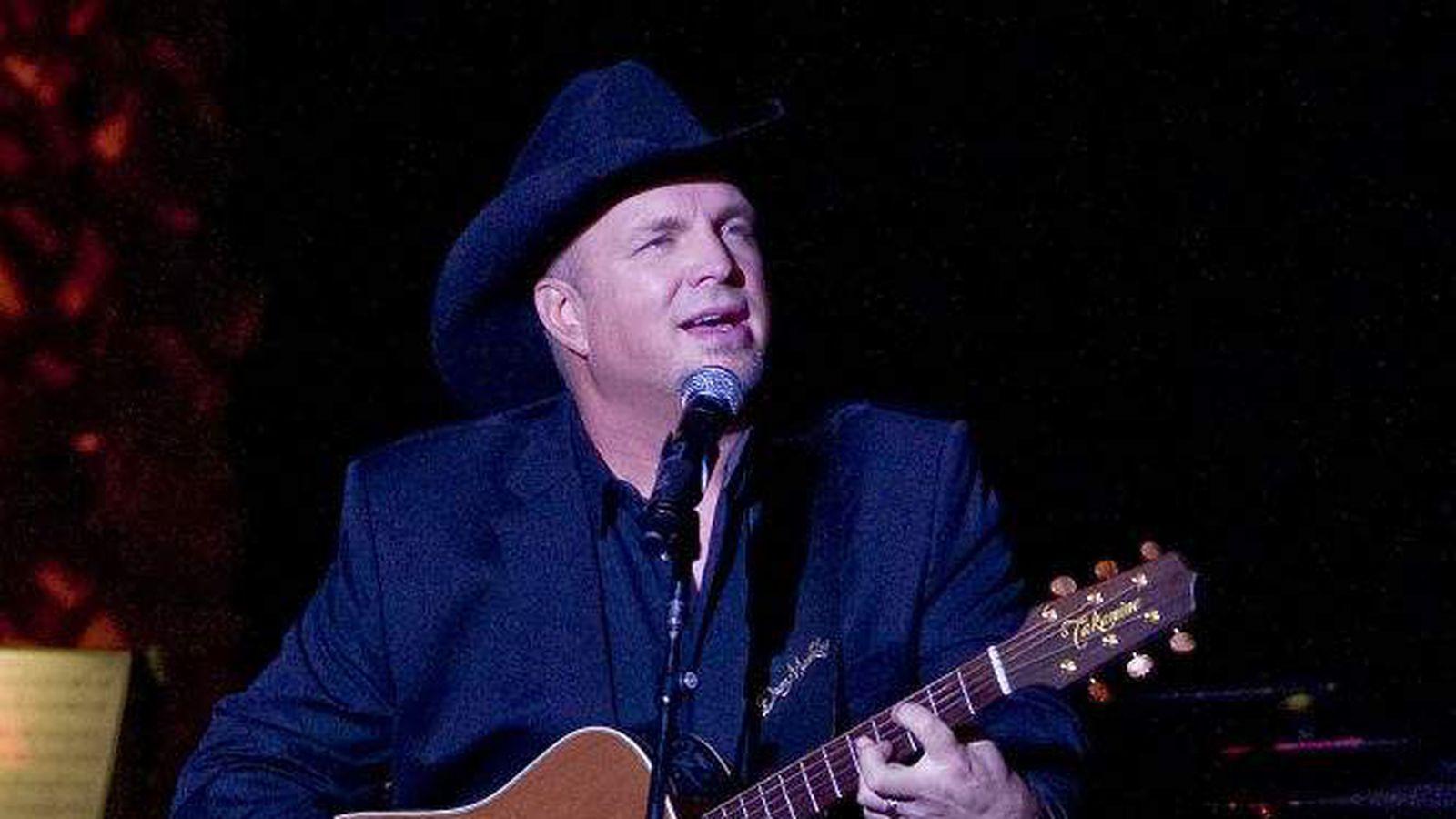 1600x900 Garth Brooks cancels Tampa concerts due to Stanley Cup playoffs
